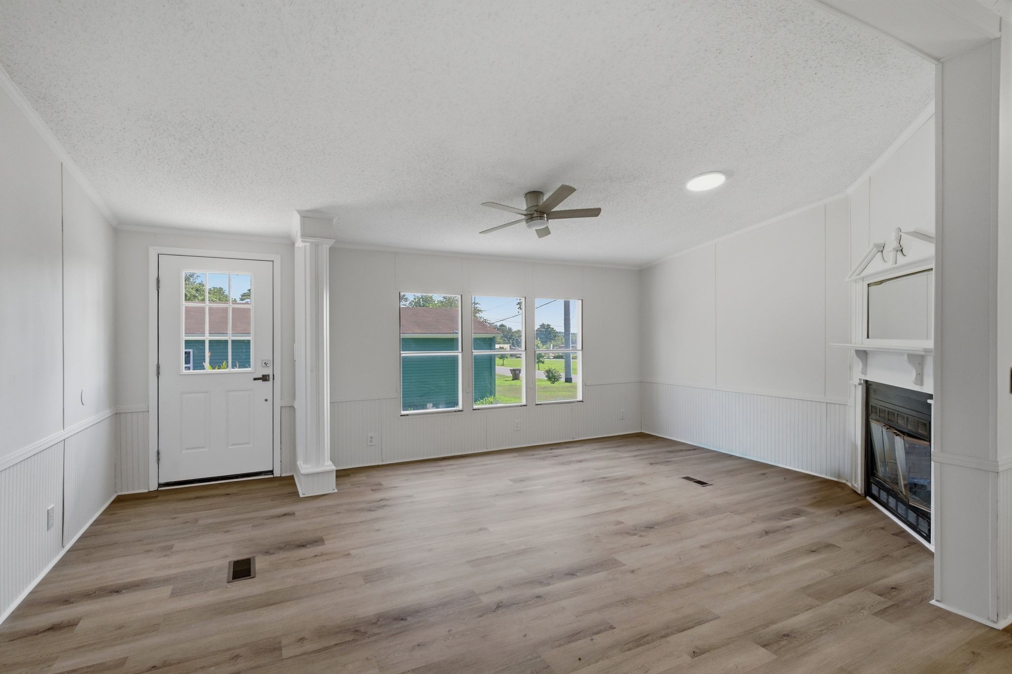 1305 Merritt St Property Photo 8