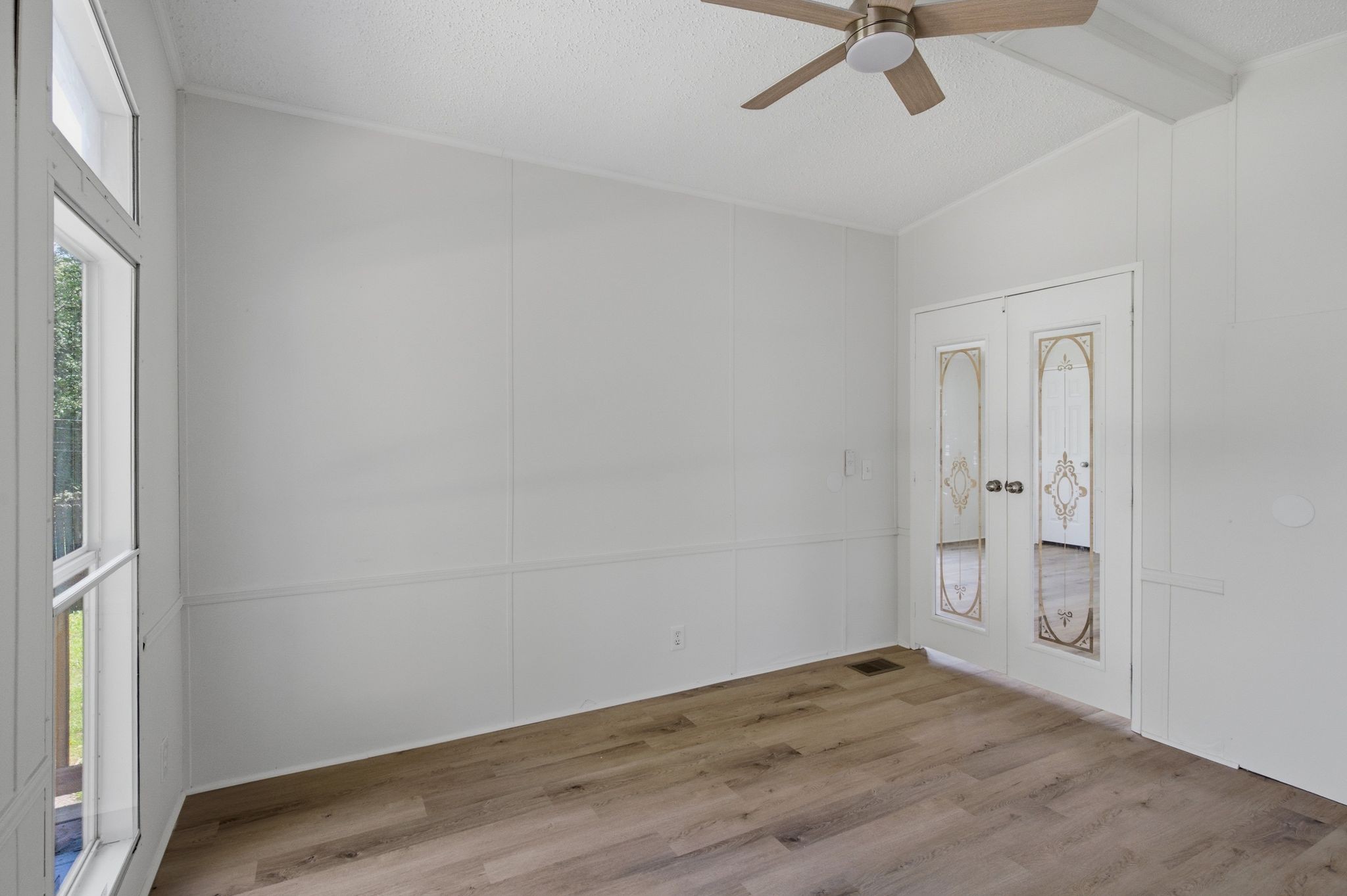 1305 Merritt St Property Photo 14