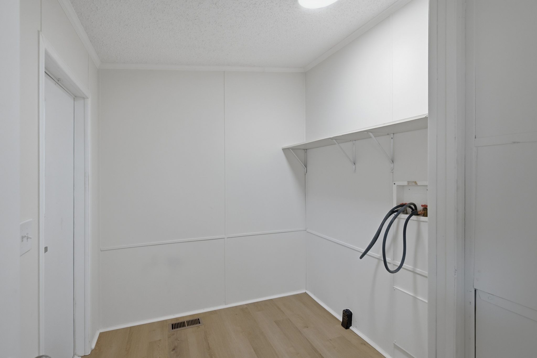 1305 Merritt St Property Photo 15