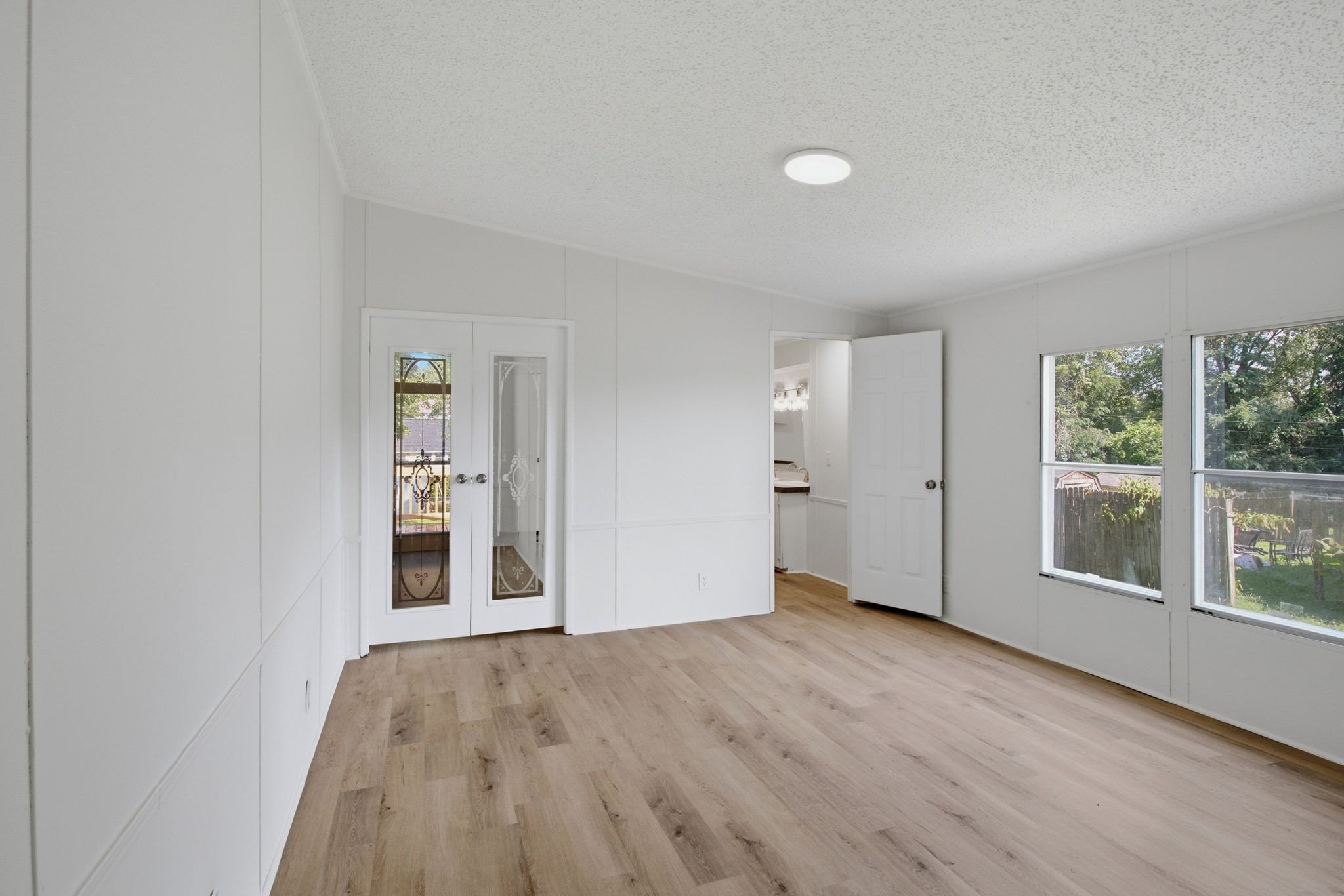 1305 Merritt St Property Photo 17