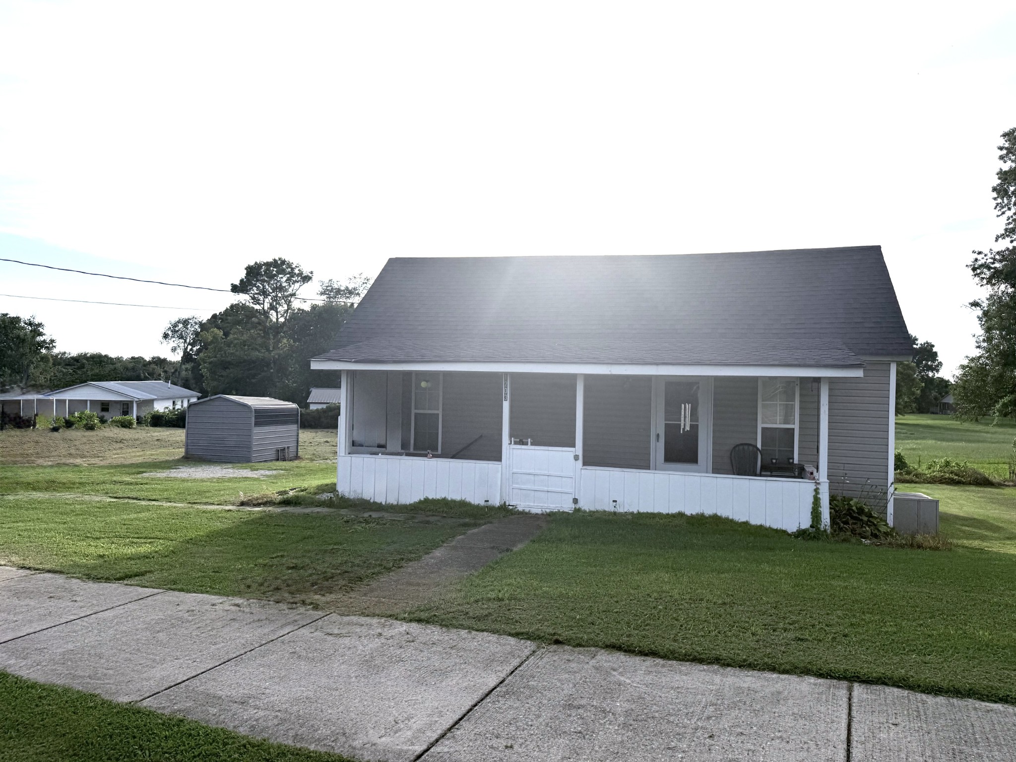 1203 E Main St Property Photo 1
