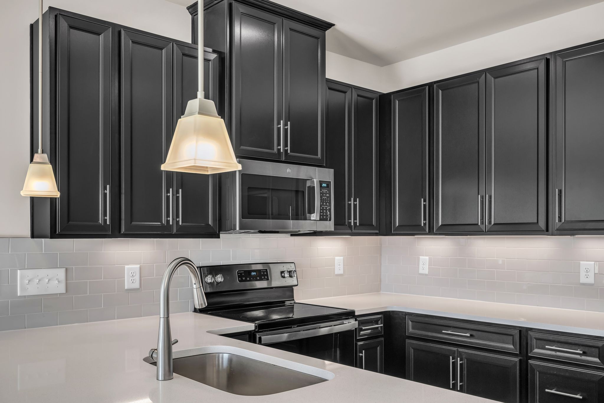 1043 Clendening Dr Property Photo 15