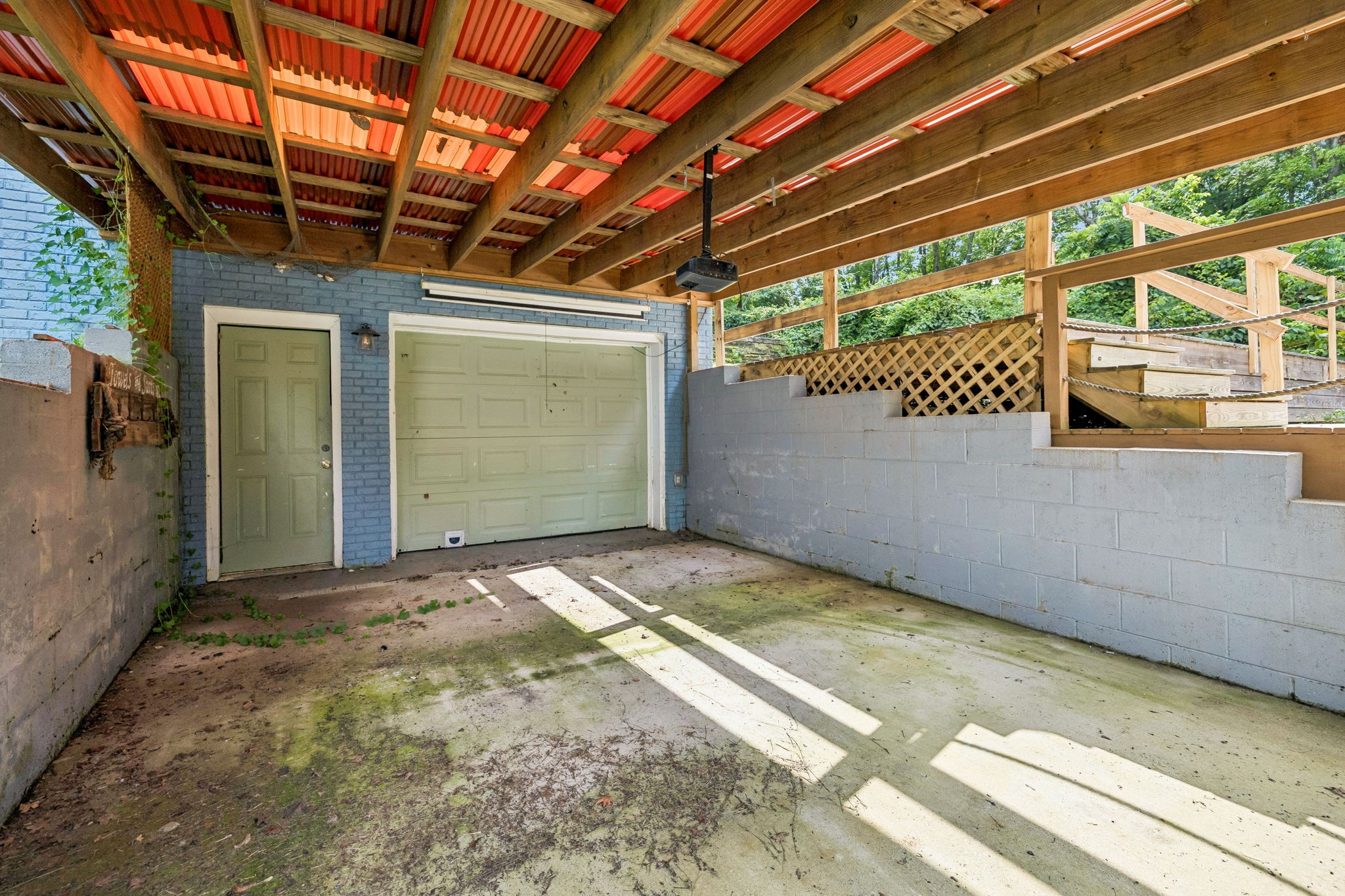 707 Darrow Dr Property Photo 42
