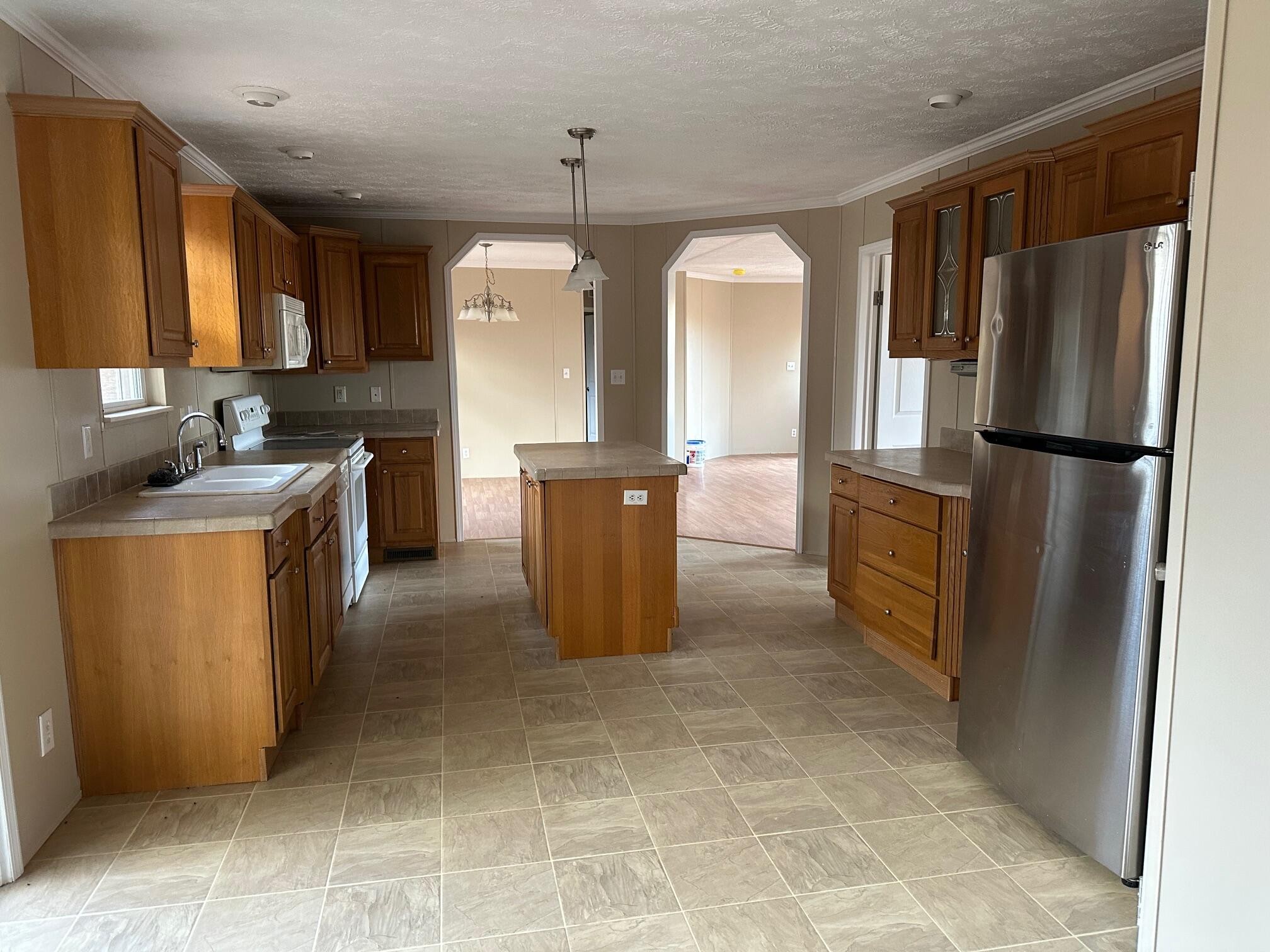 1285 Dyer Road Property Photo 8