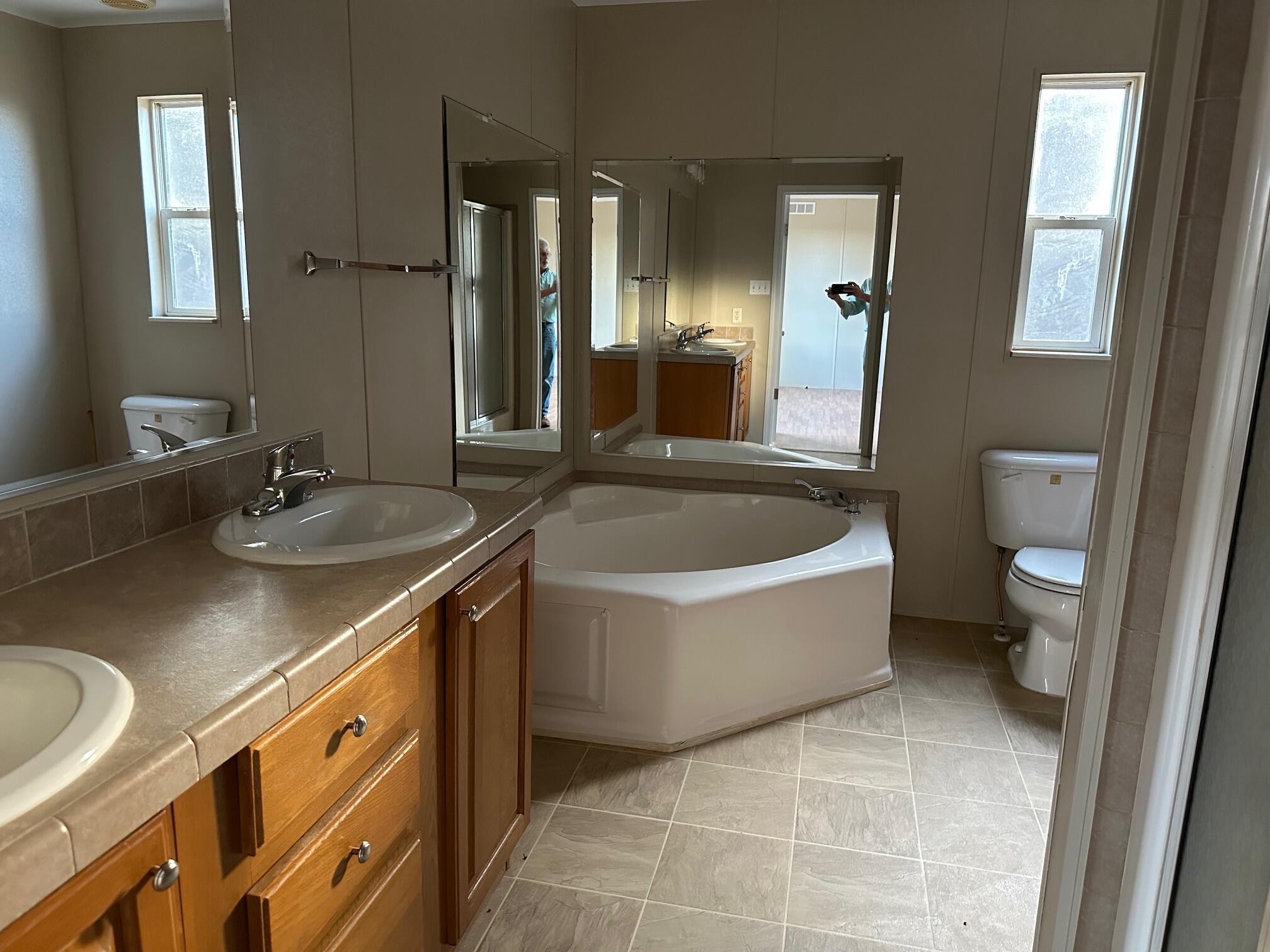 1285 Dyer Road Property Photo 13