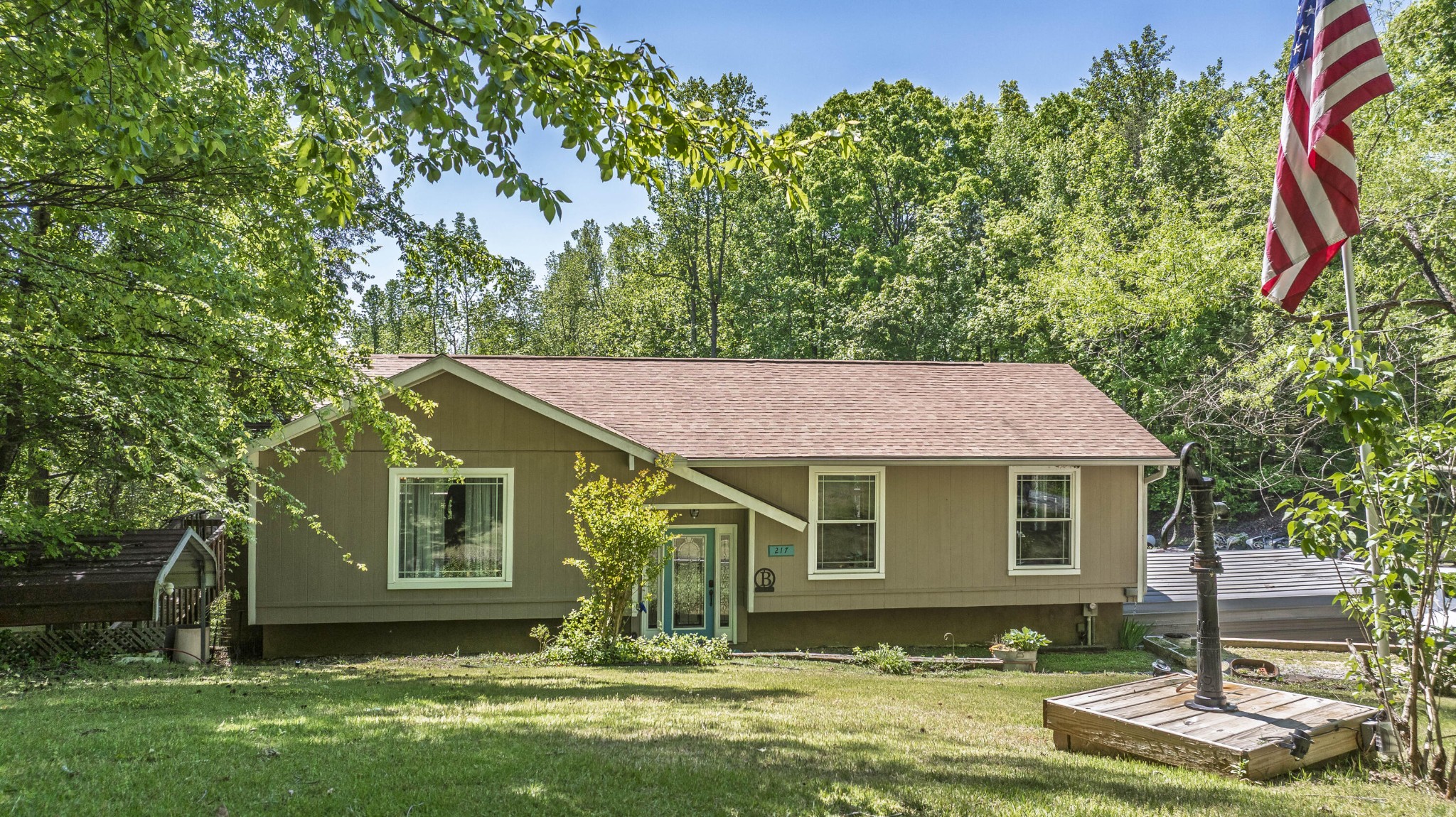217 Roberts Road Property Photo 1