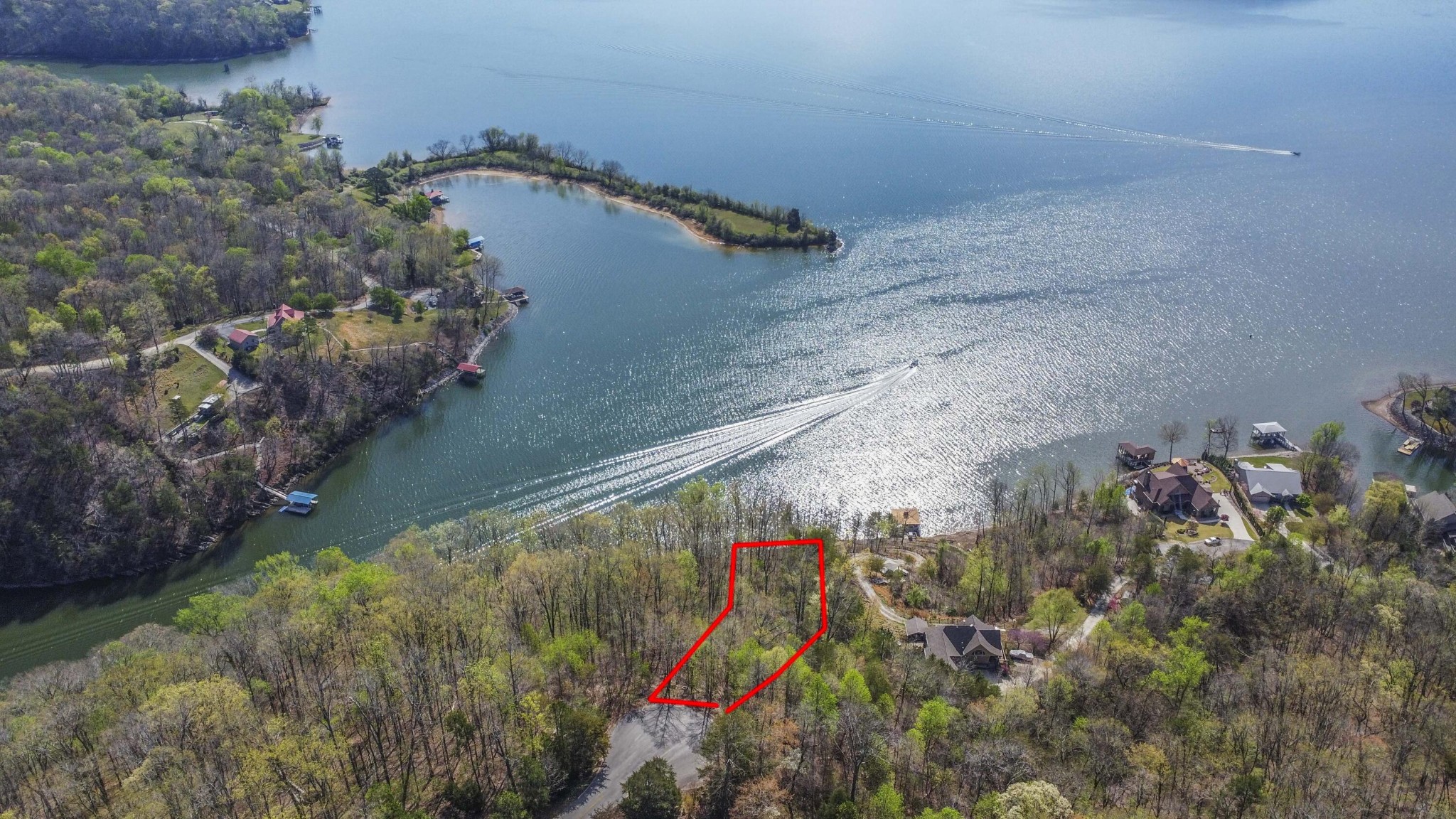 106 Eerie Point Property Photo 5