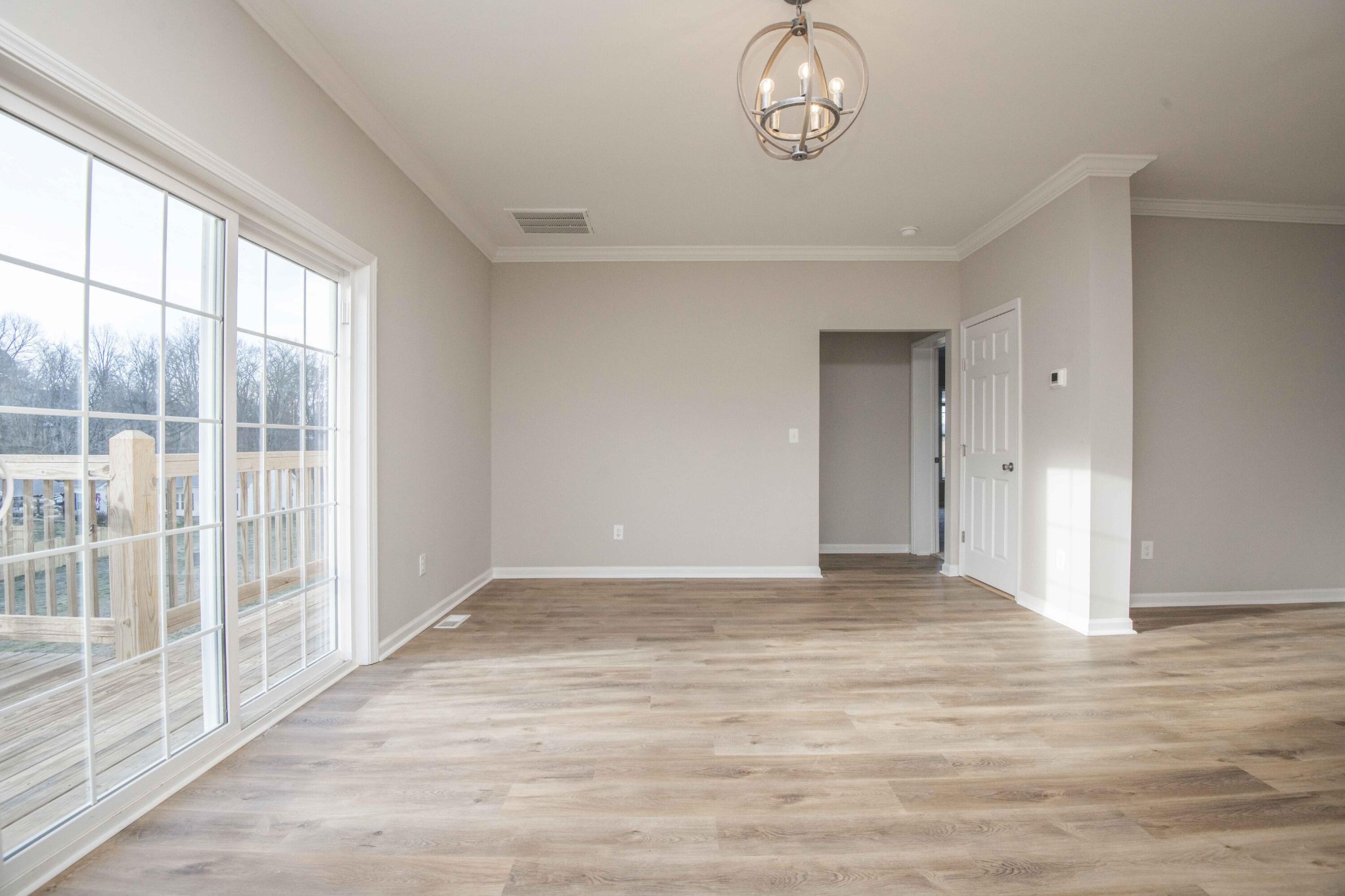 155 Waters Edge Drive Property Photo 18