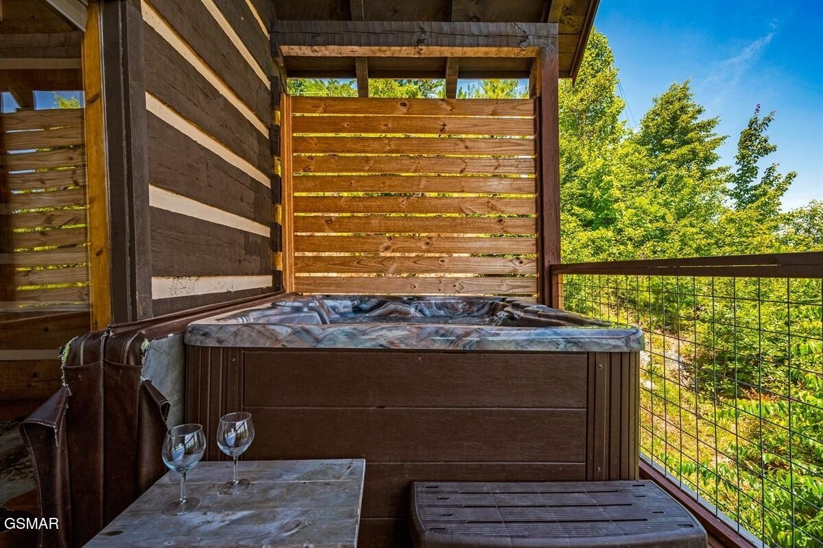 2086 Bluff Mountain Road Property Photo 7