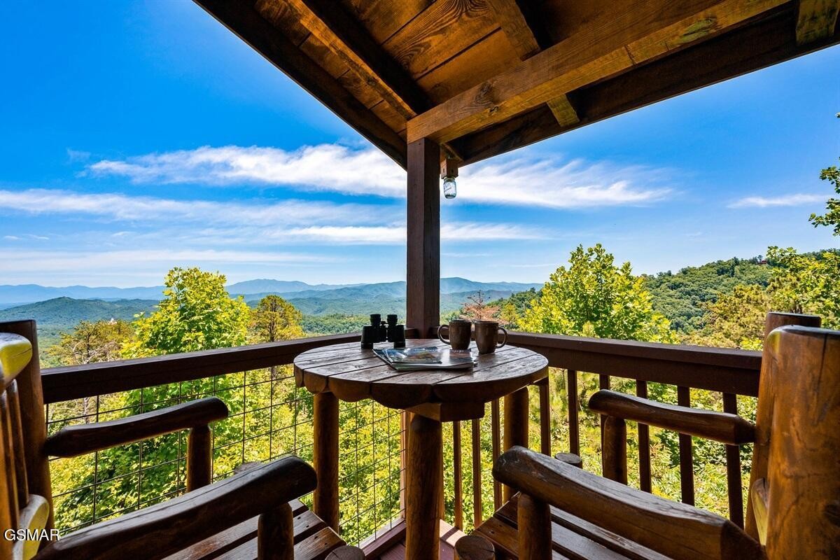 2086 Bluff Mountain Road Property Photo 15