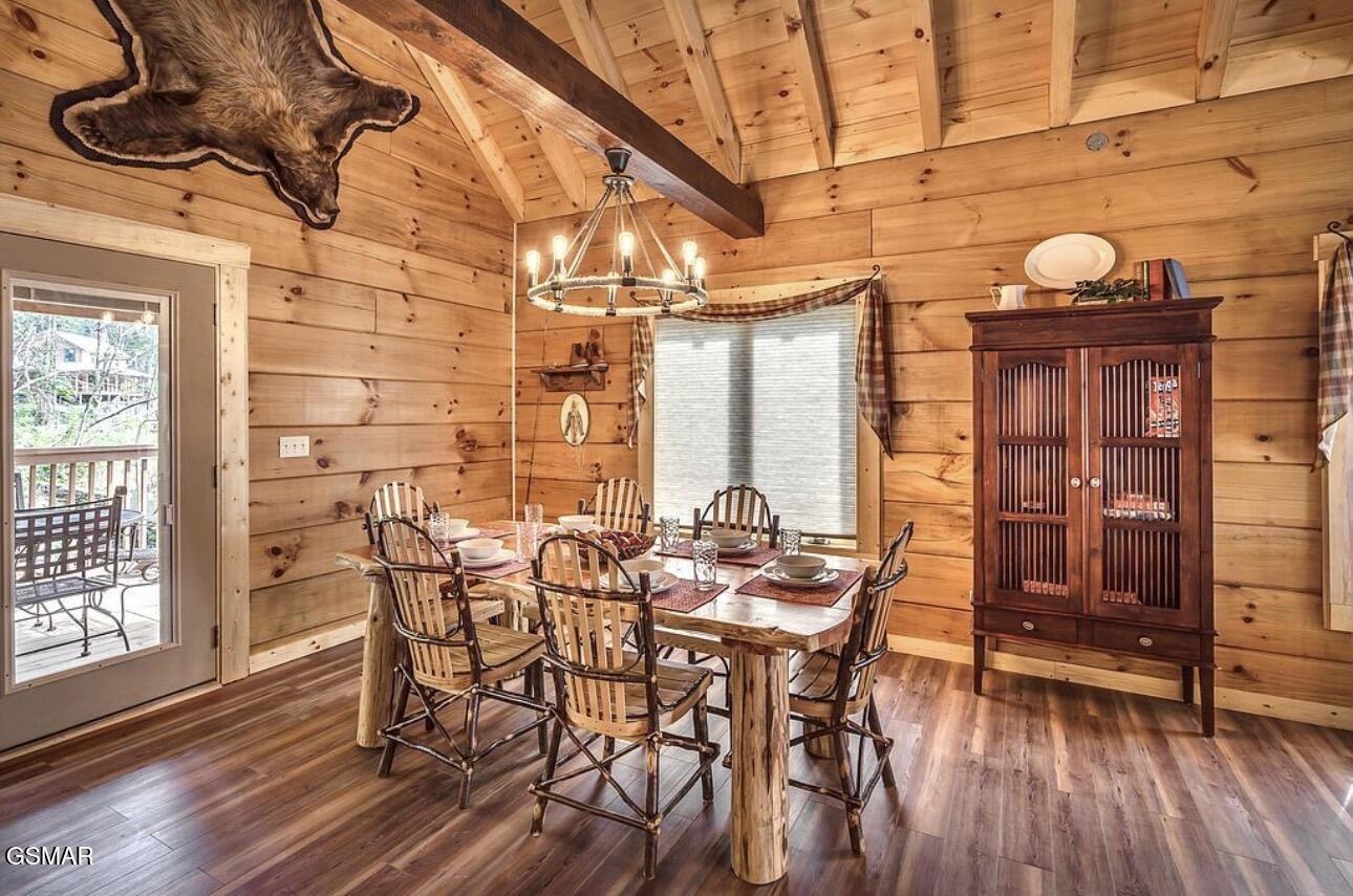 289 Roaring Fork Road Property Photo 8