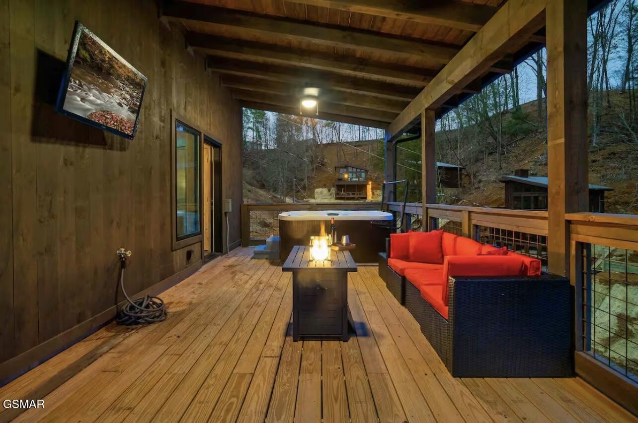 1508 Mountain Drive Property Photo 24