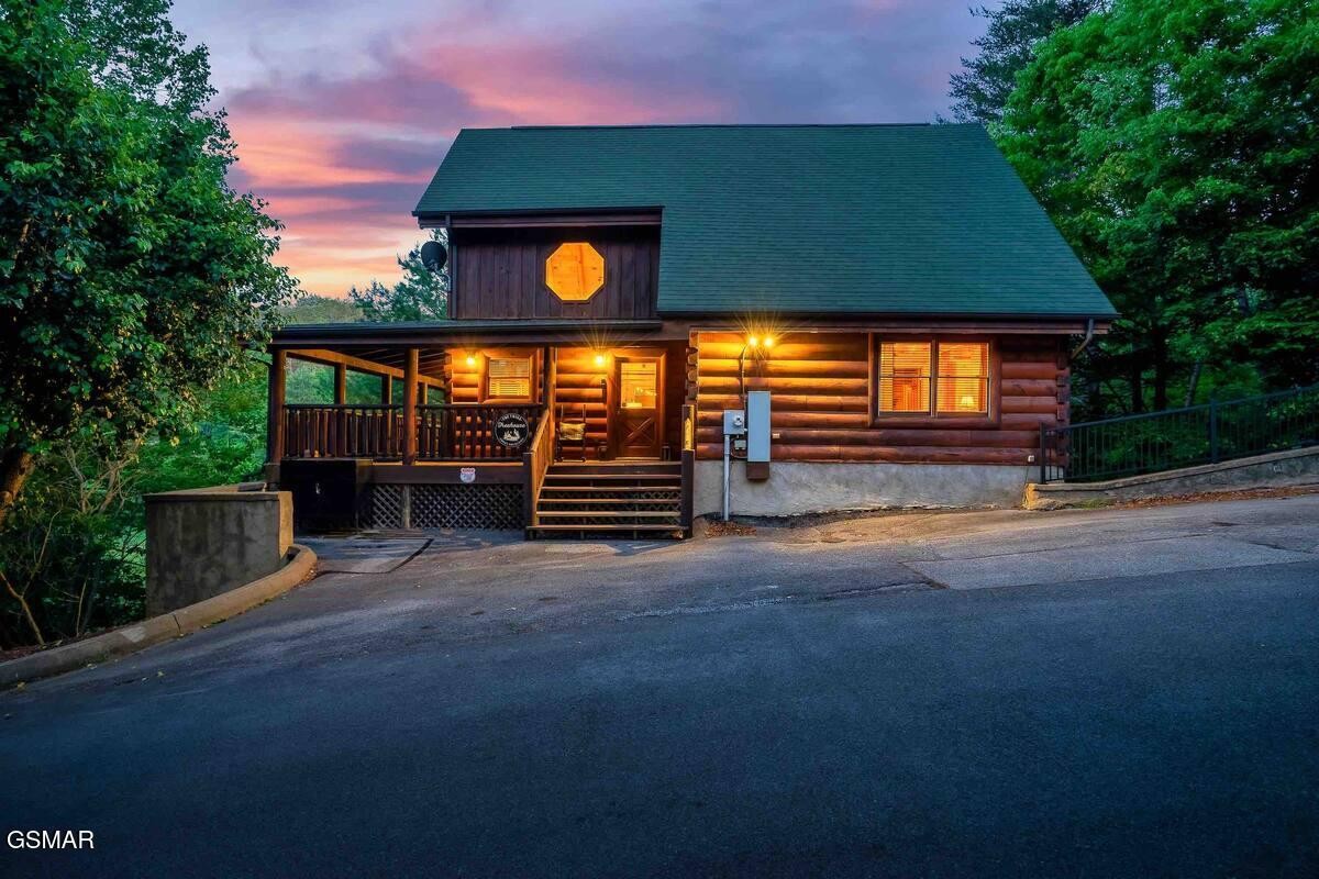 2016 Bear Haven Way Property Photo 1
