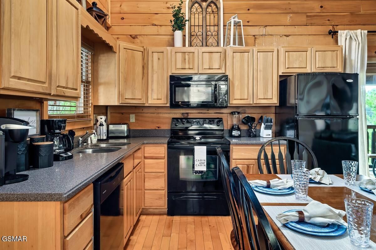 2016 Bear Haven Way Property Photo 12