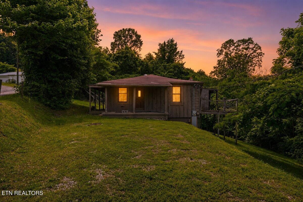 104 Jackson Rd Property Photo 1