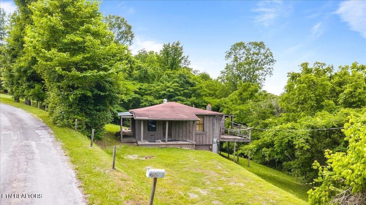 104 Jackson Rd Property Photo 2