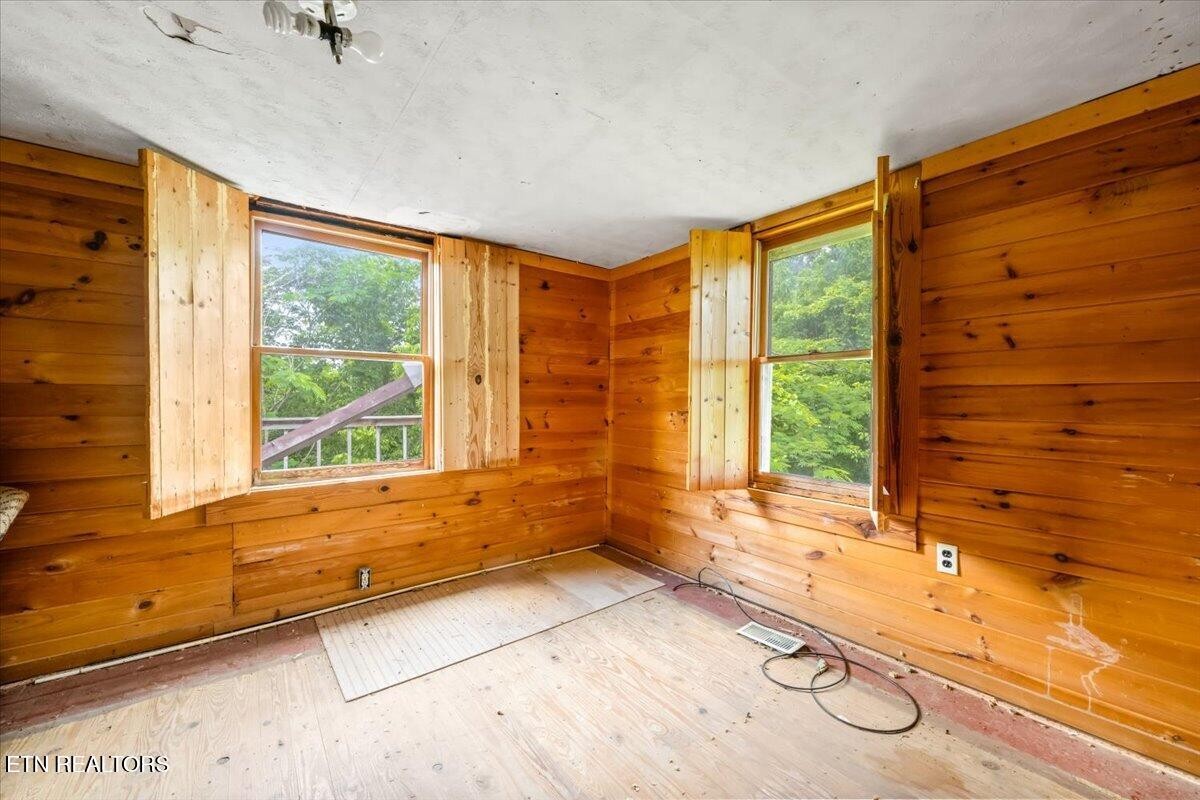 104 Jackson Rd Property Photo 20