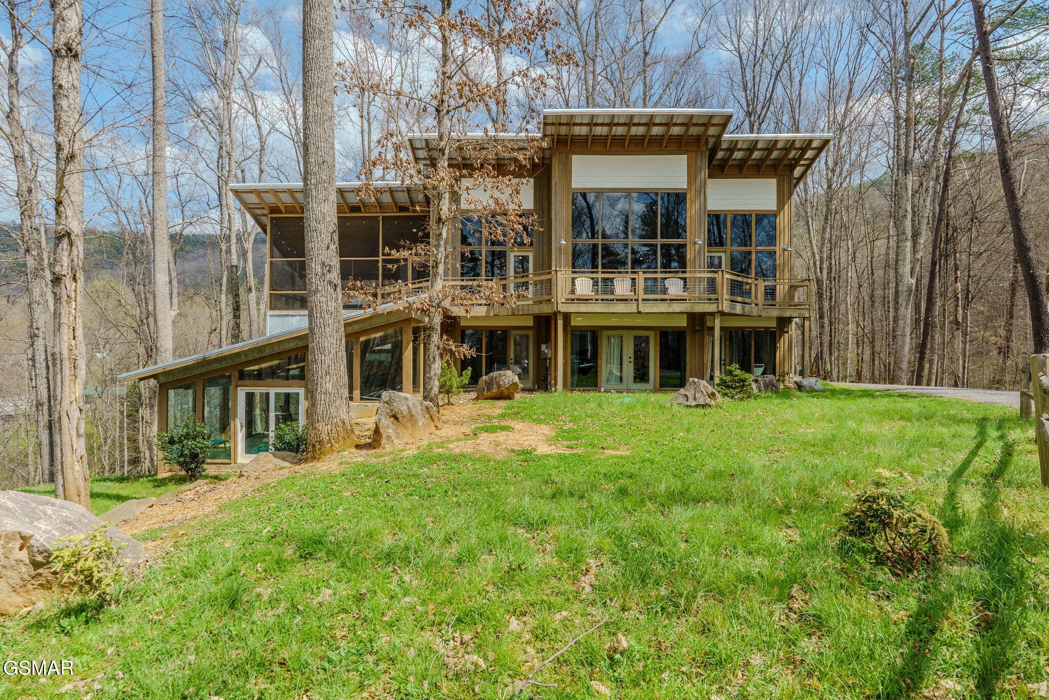 3721 Clabo Mountain Lane Property Photo 2