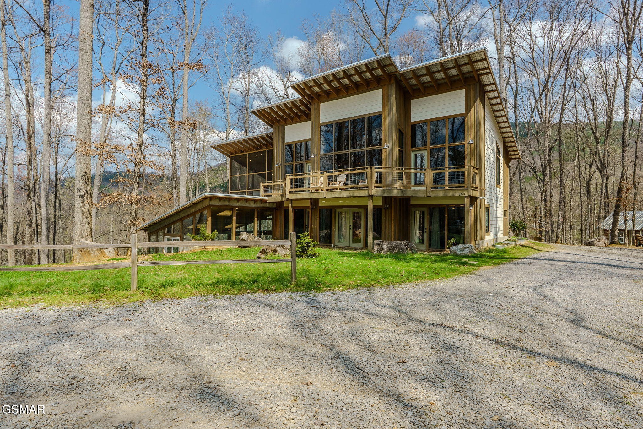 3721 Clabo Mountain Lane Property Photo 3