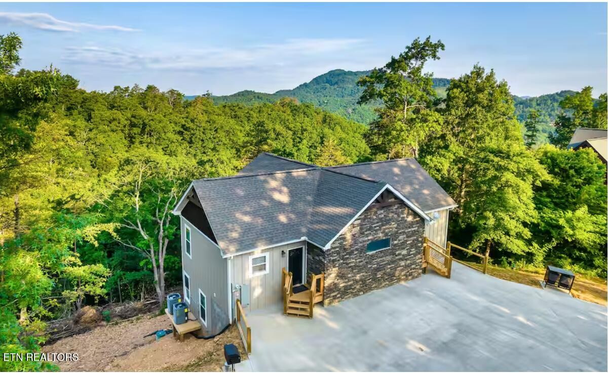 3325 Grouse Ridge Lane