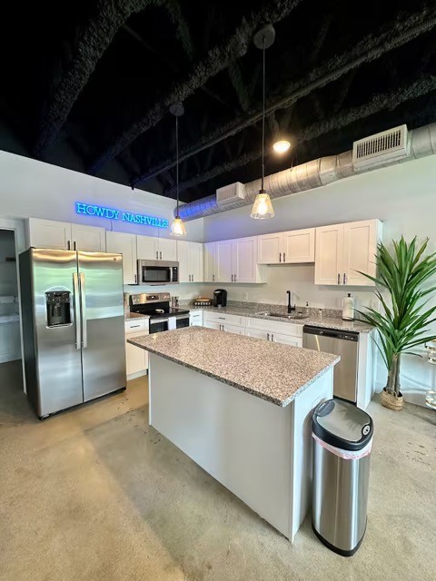 293 Plus Park Blvd Property Photo 1