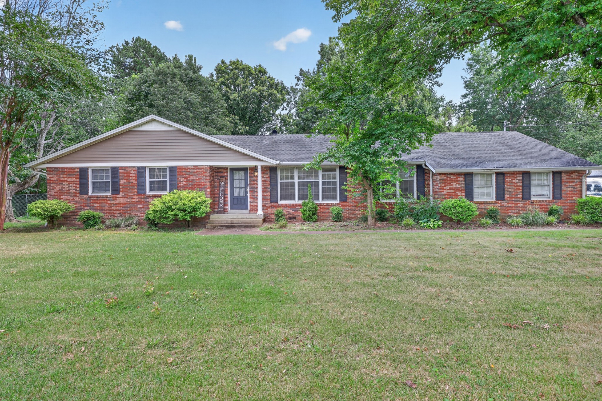 307 Austin Dr Property Photo 1