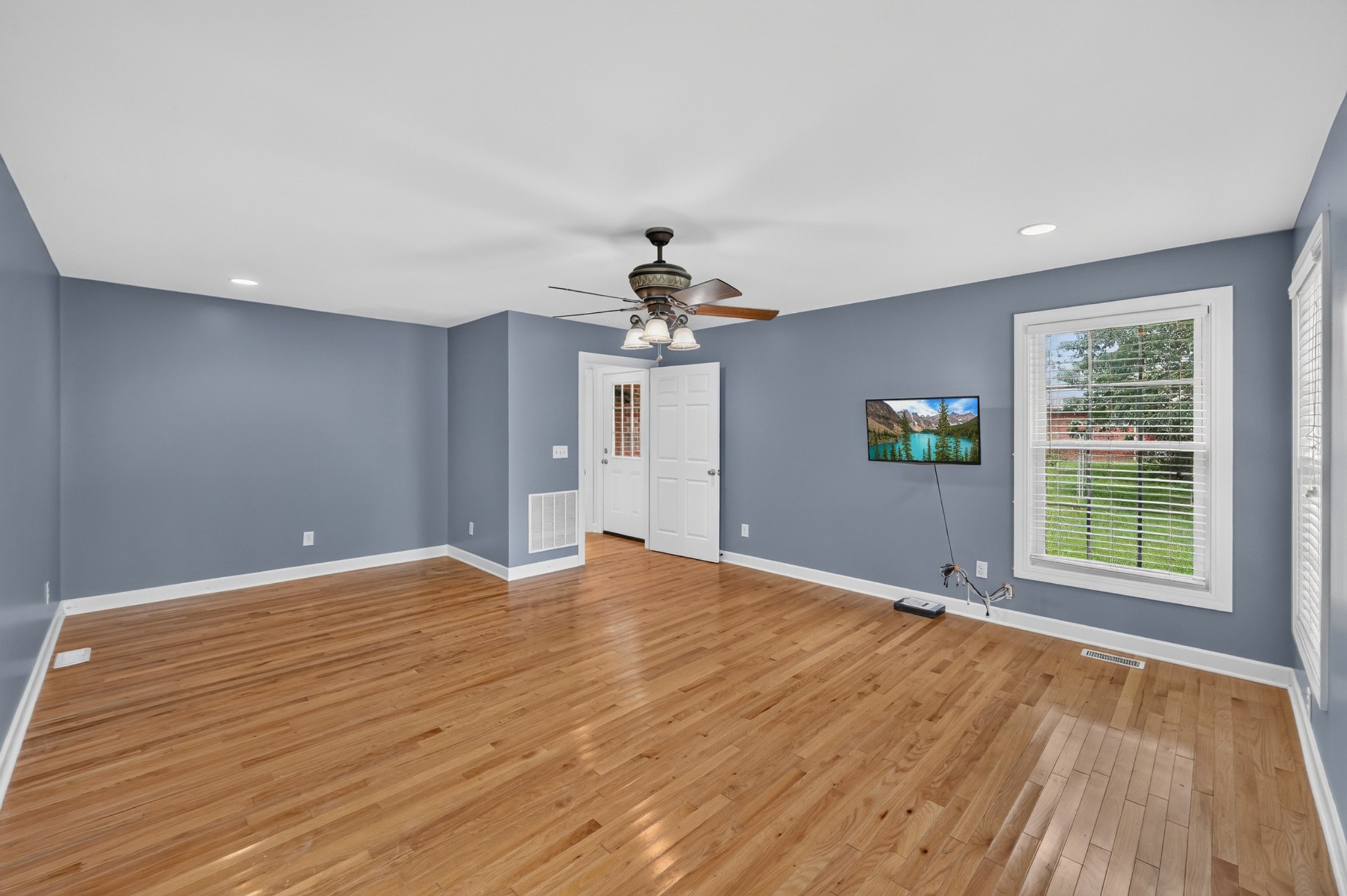 307 Austin Dr Property Photo 19