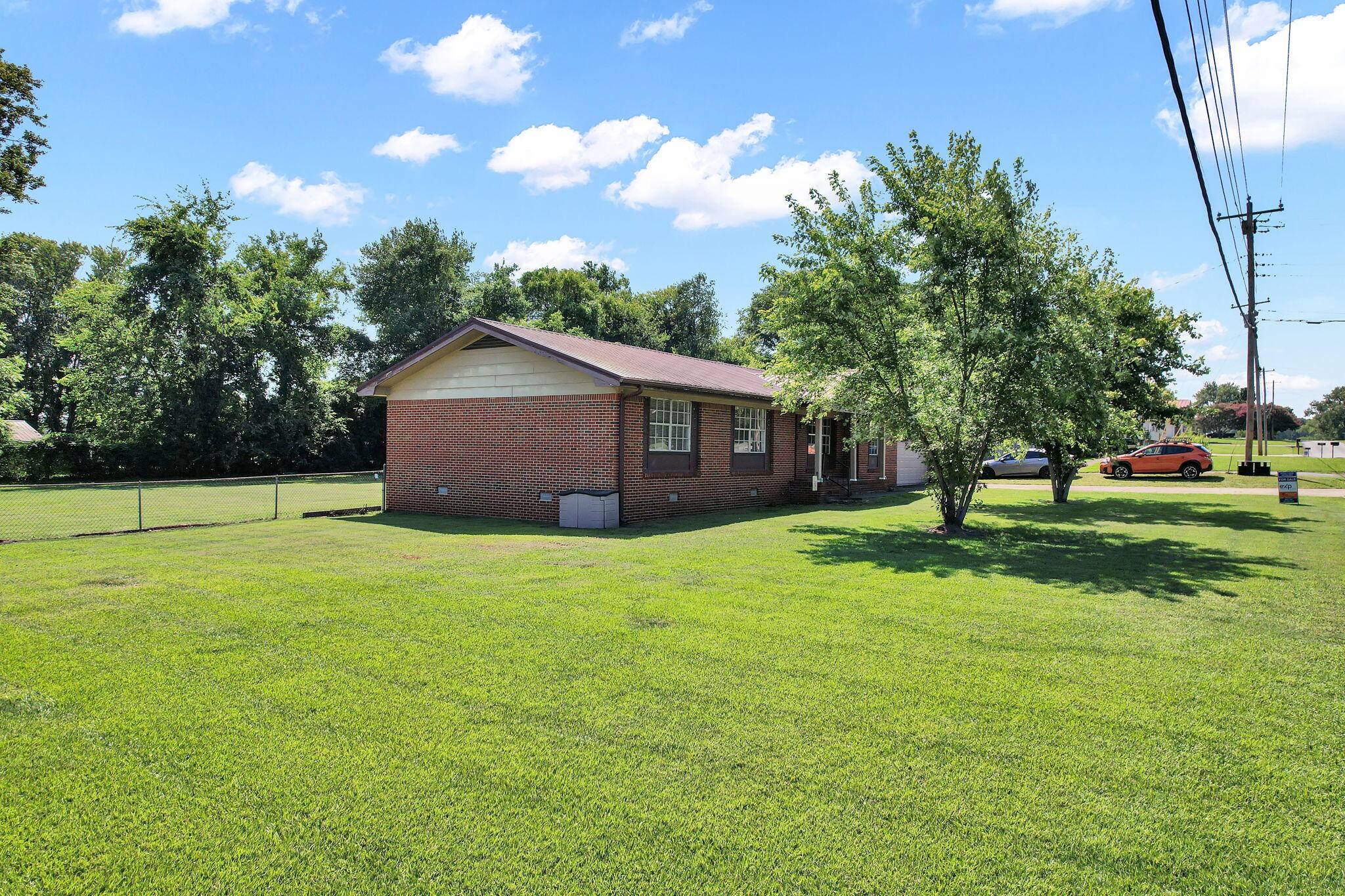 2805 Lilac Drive, Nw Property Photo 7