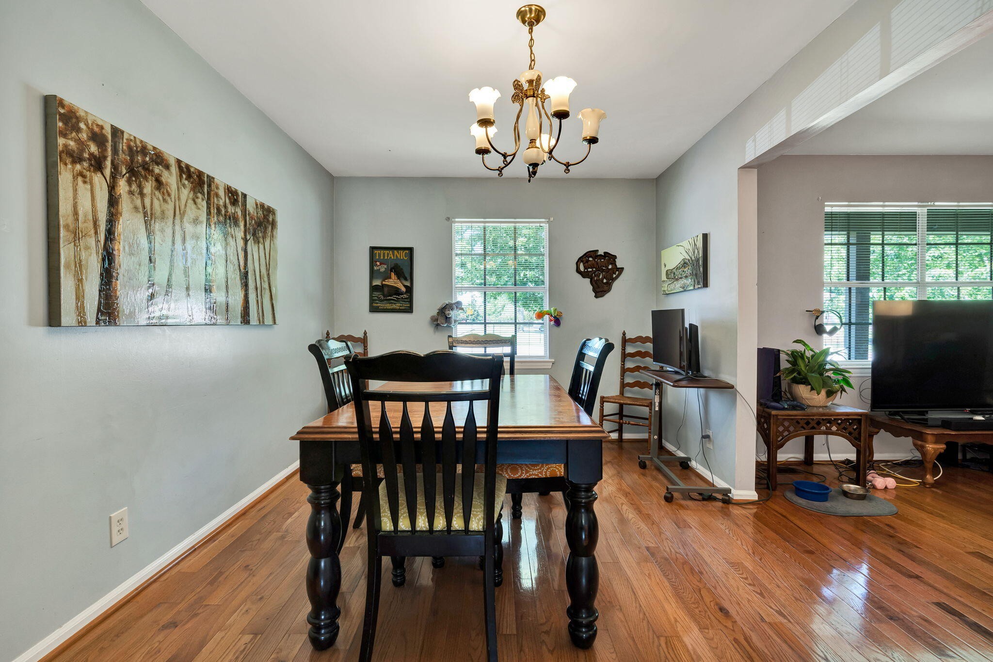 2805 Lilac Drive, Nw Property Photo 8