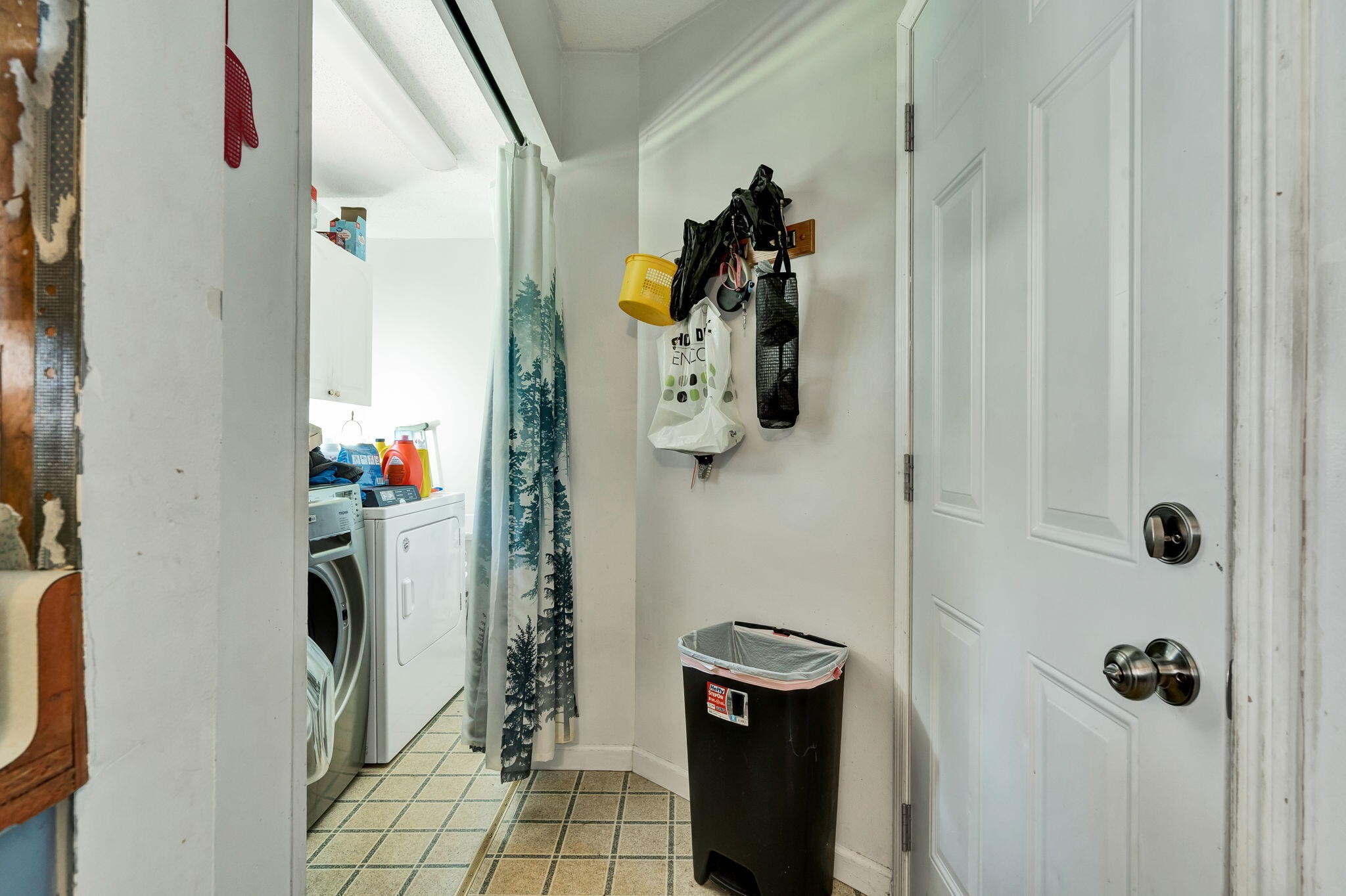 2805 Lilac Drive, Nw Property Photo 12