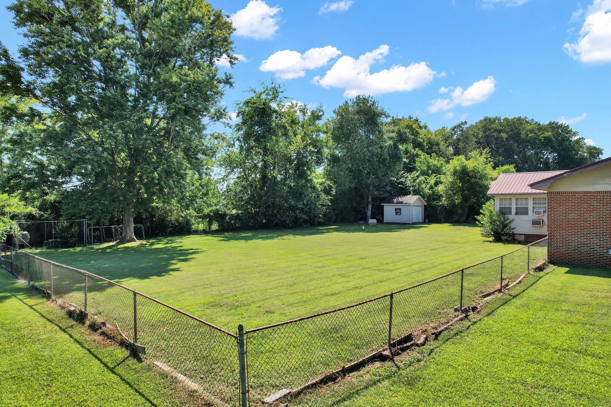 2805 Lilac Drive, Nw Property Photo 14