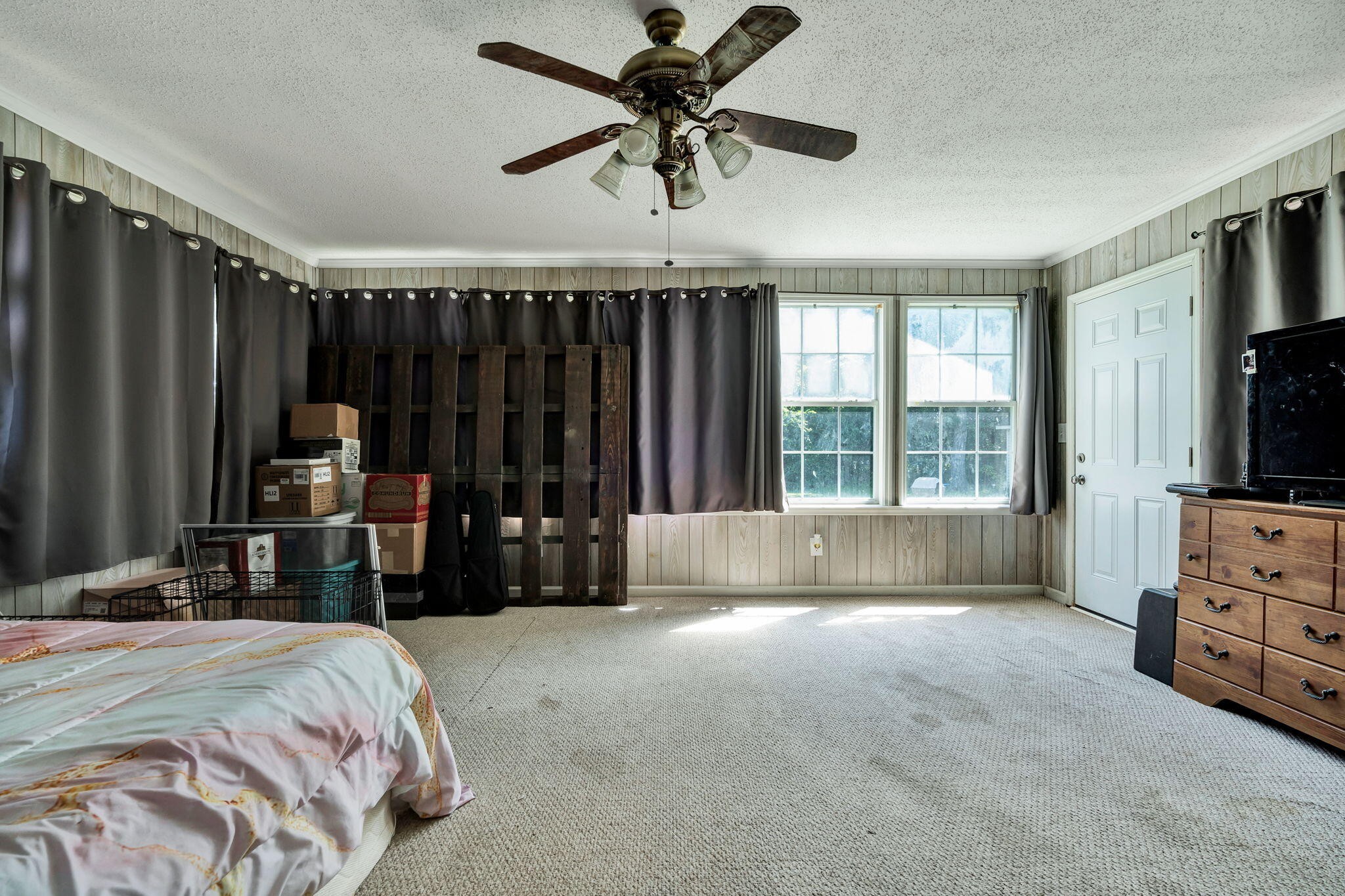 2805 Lilac Drive, Nw Property Photo 32