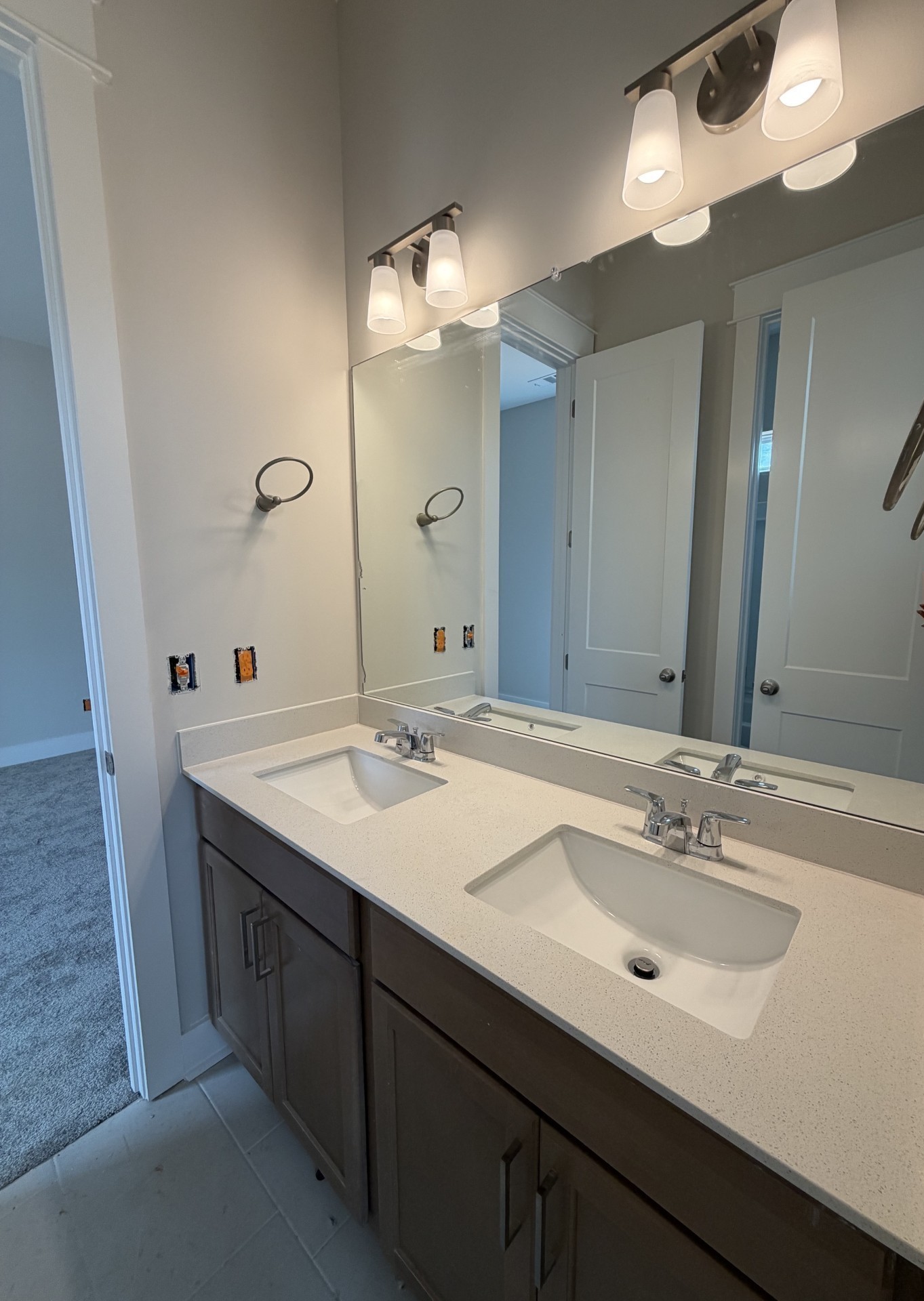 7274 Fairlawn Drive Property Photo 10