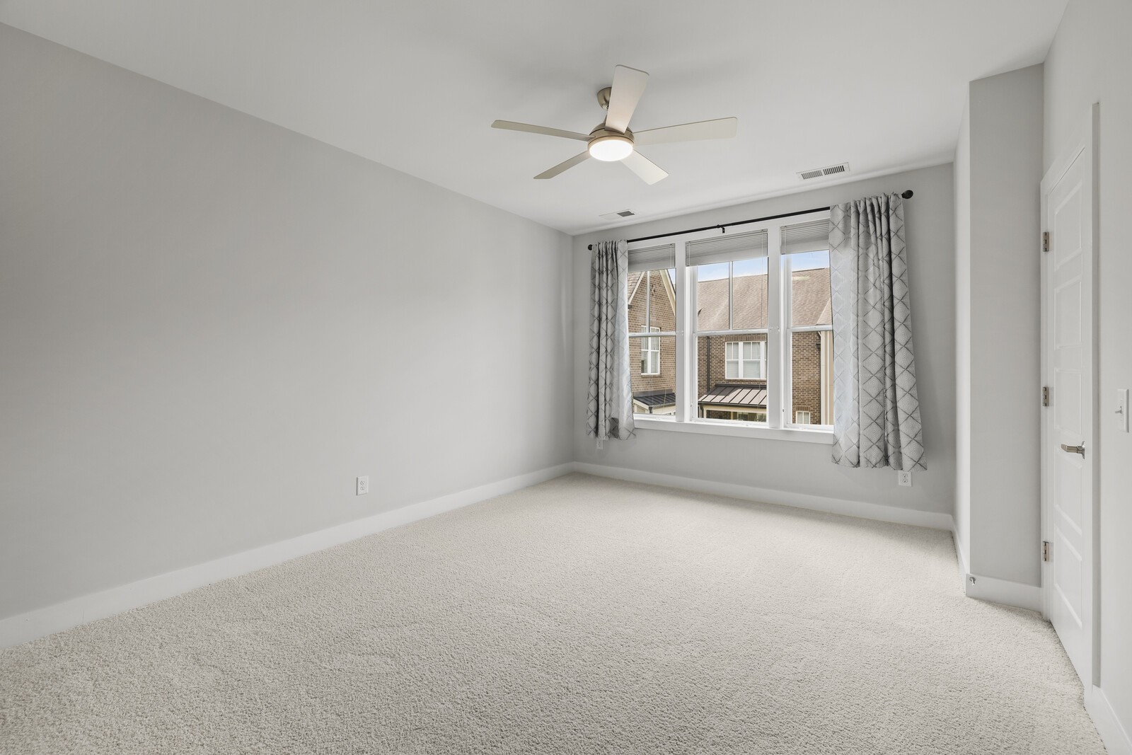 207 Porter Village Cir Property Photo 22