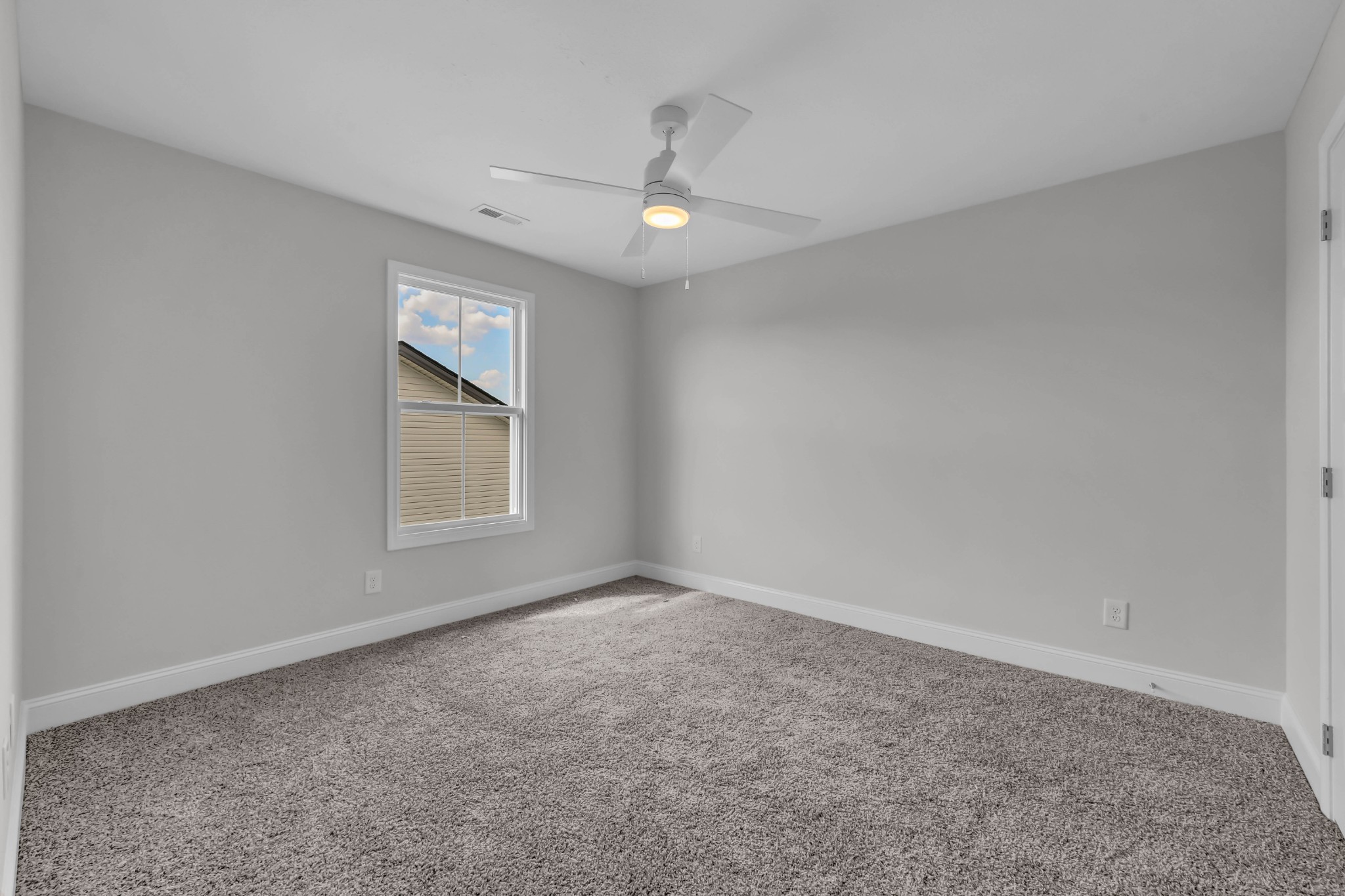 2728 Brewster Dr Property Photo 25