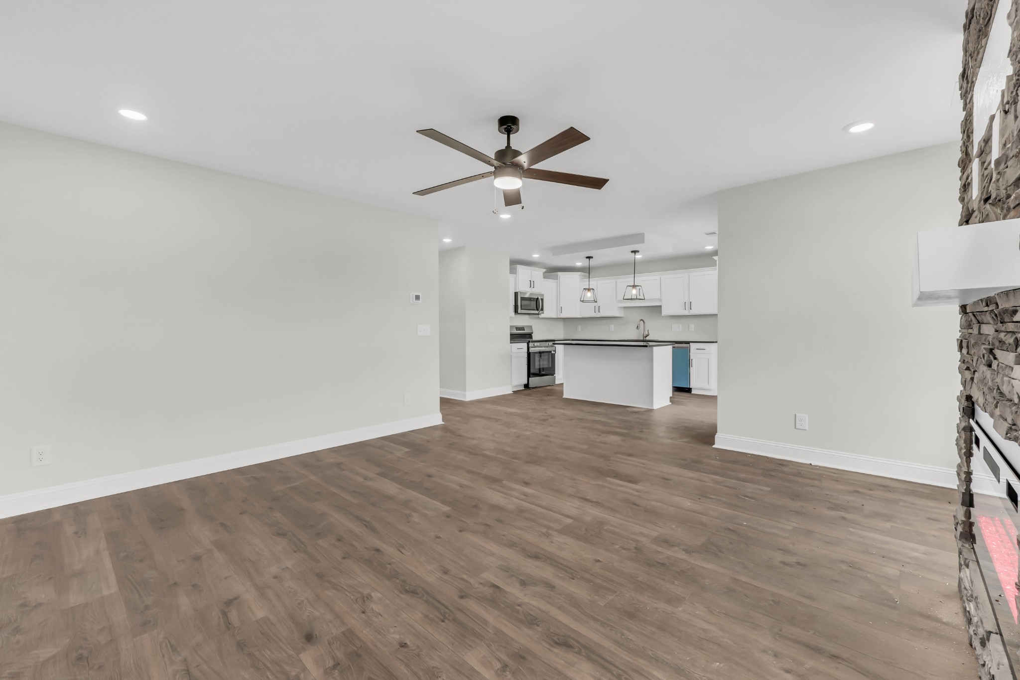 2732 Brewster Dr Property Photo 9