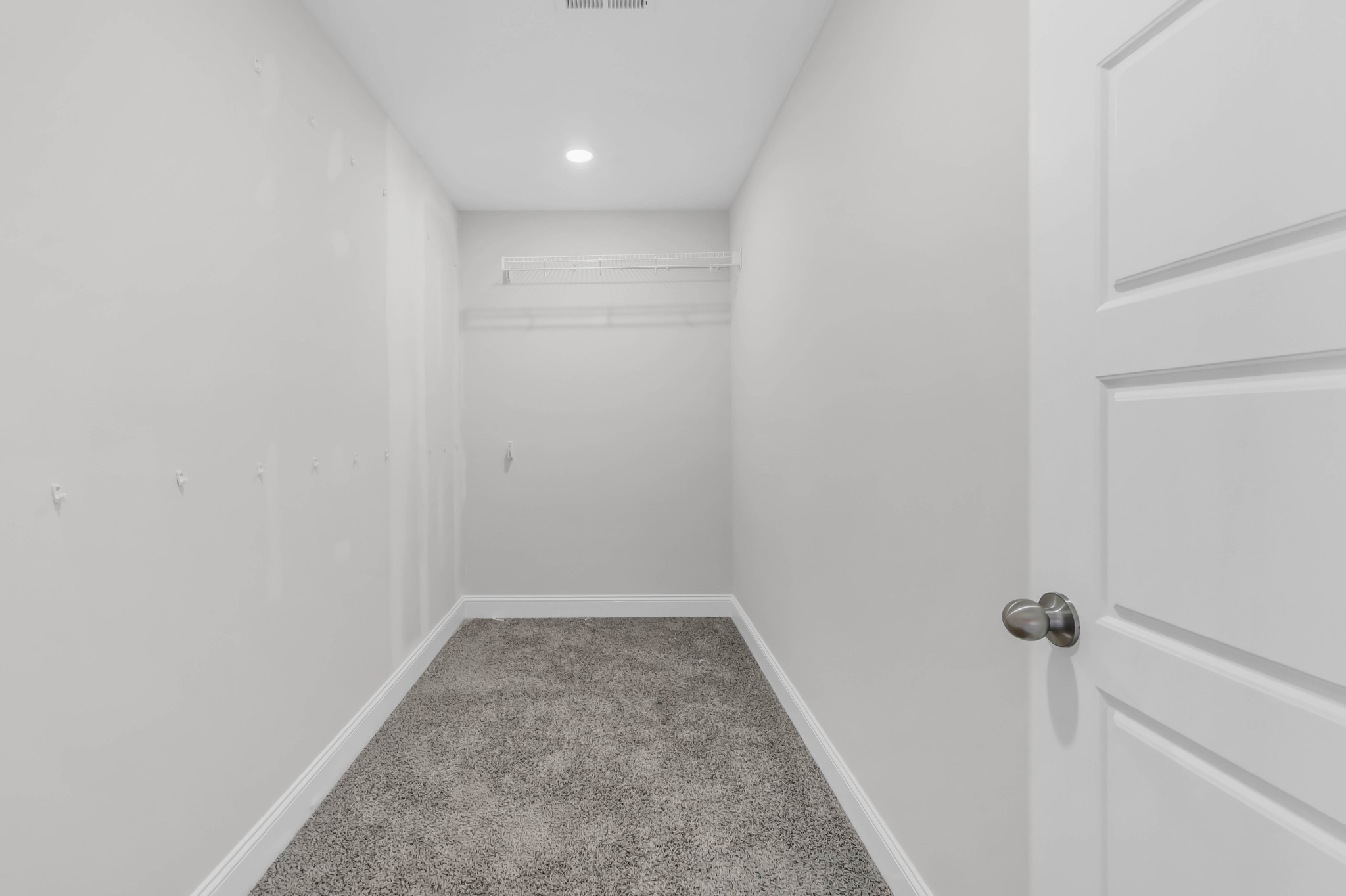 2732 Brewster Dr Property Photo 21
