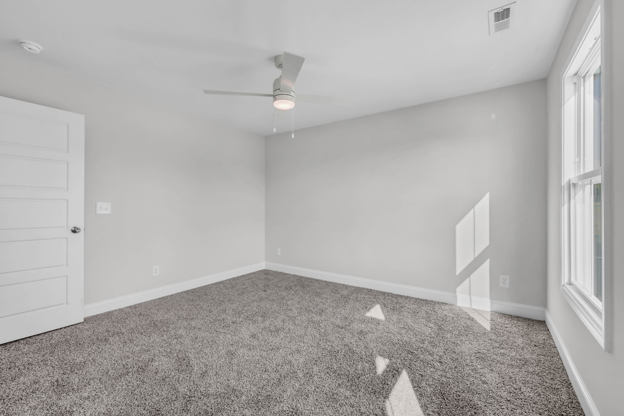 2732 Brewster Dr Property Photo 25