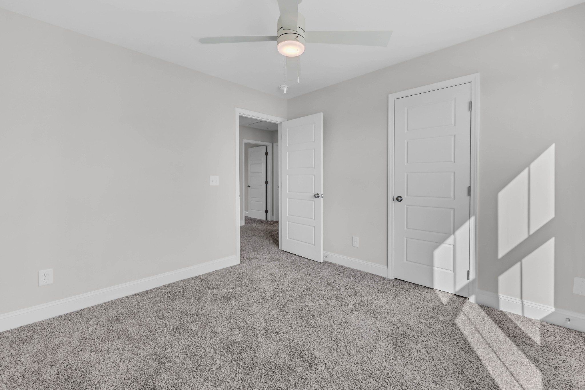 2732 Brewster Dr Property Photo 27