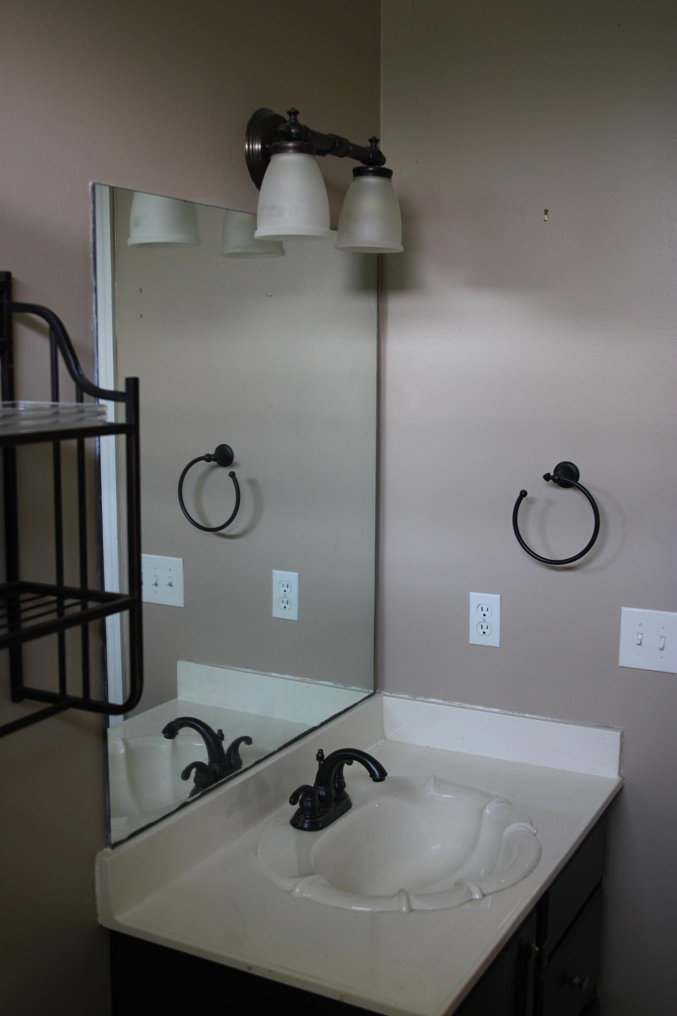 1120 Lea Cir Property Photo 29