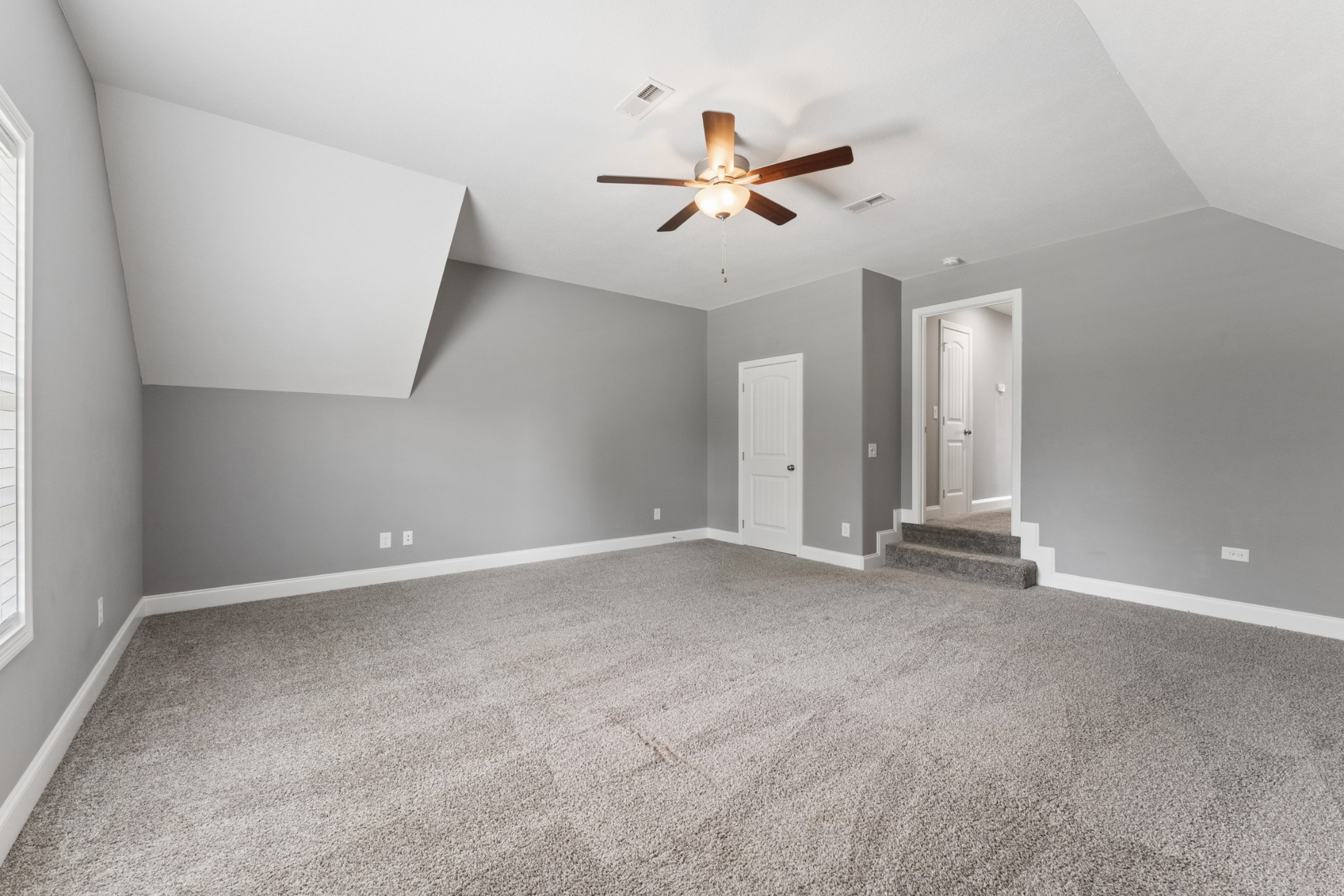 1013 Harrison Way Property Photo 25
