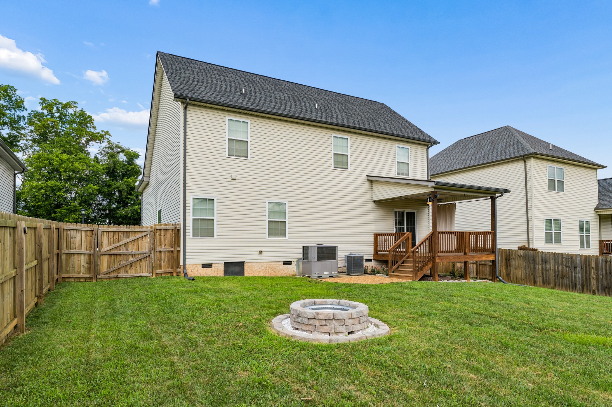 1013 Harrison Way Property Photo 35