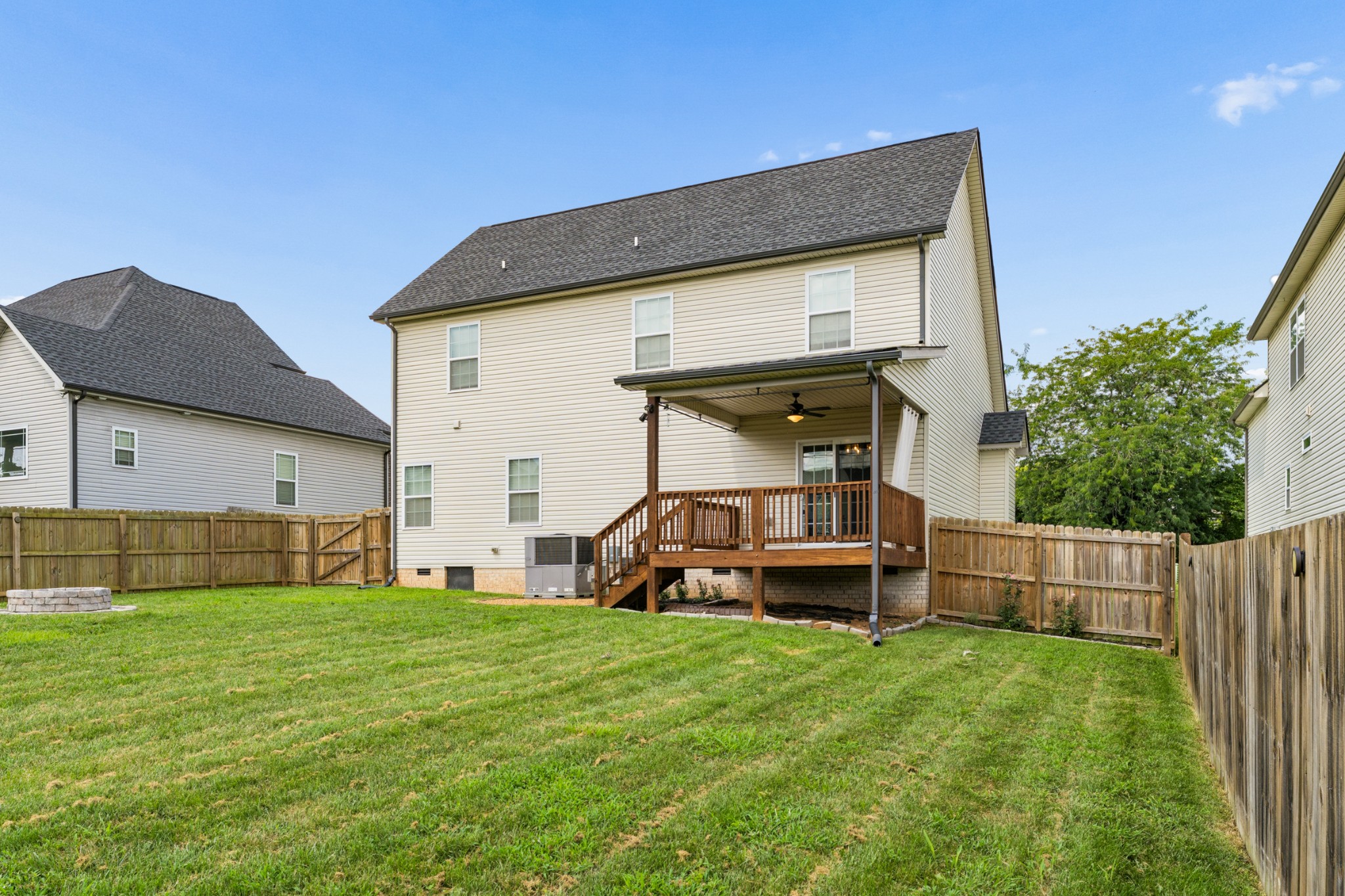 1013 Harrison Way Property Photo 36