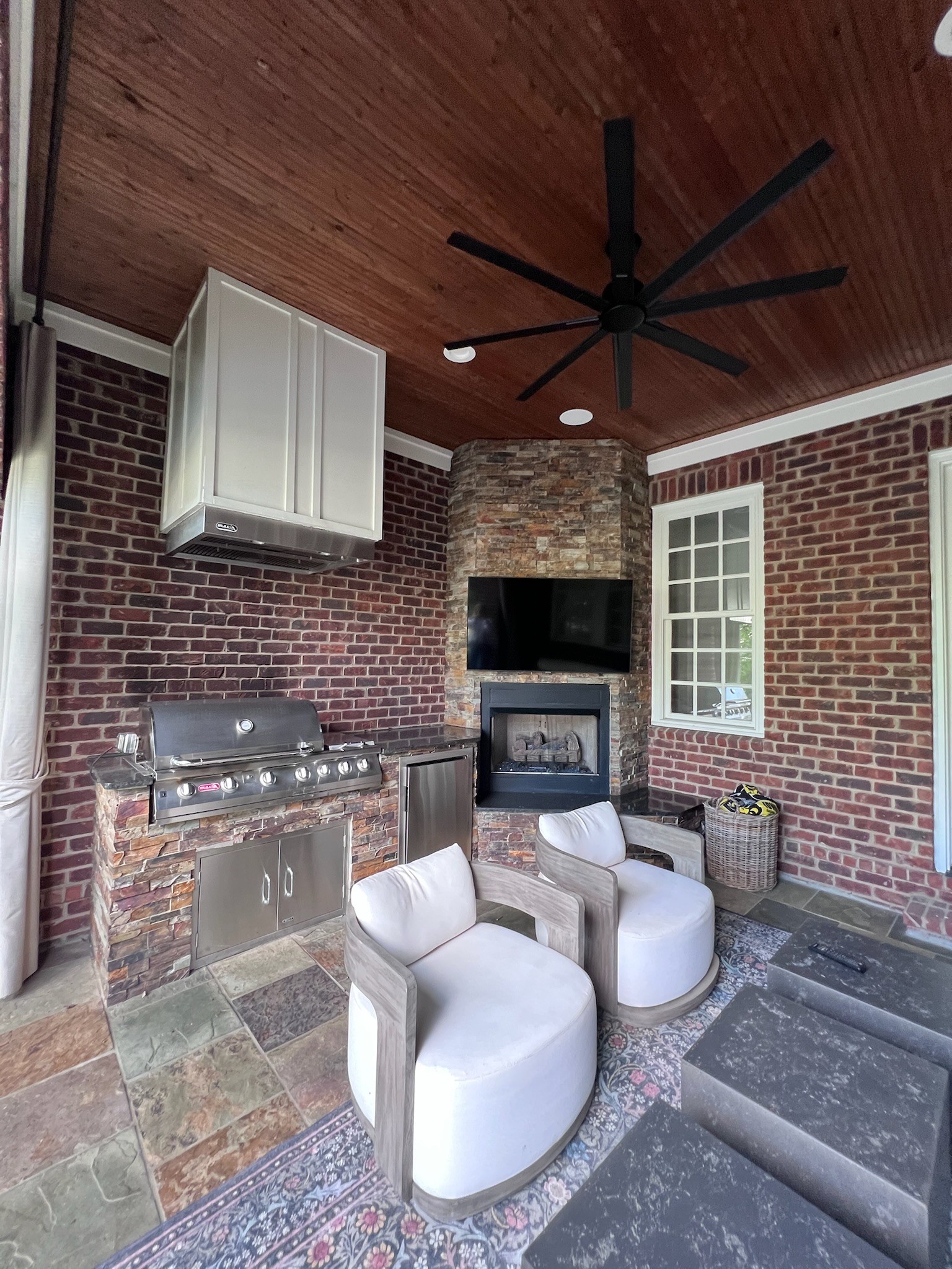 301 Morning Mist Ln Property Photo 8
