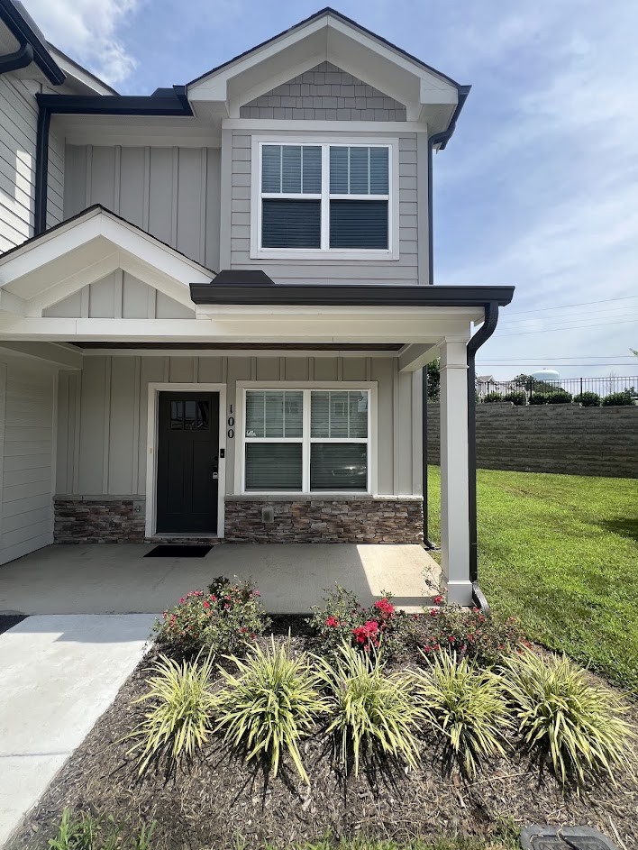 100 Bell Forge Ct