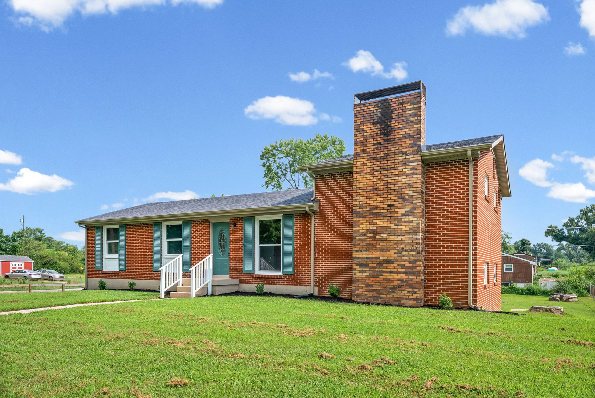 500 Britton Springs Rd Property Photo 4