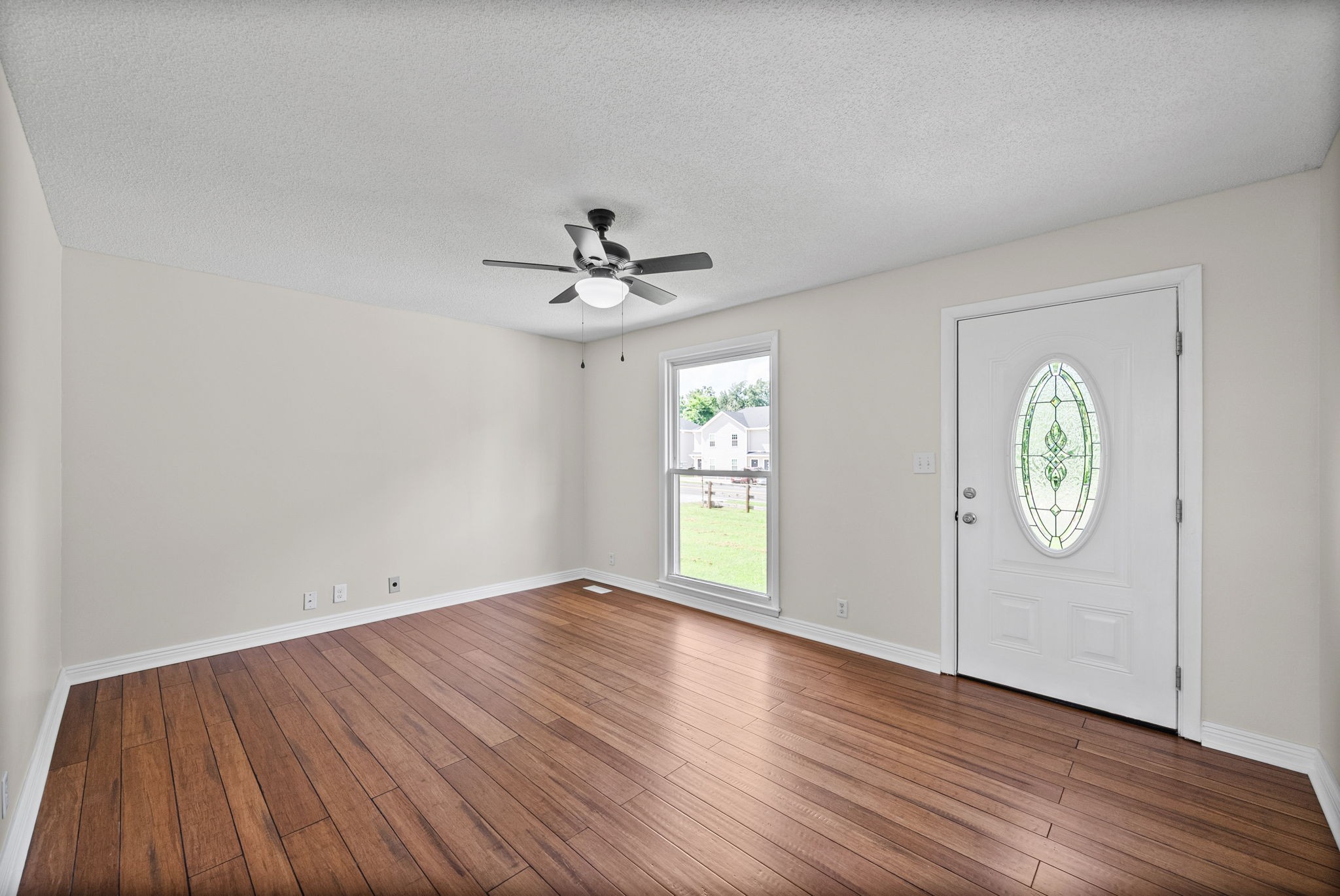 500 Britton Springs Rd Property Photo 6