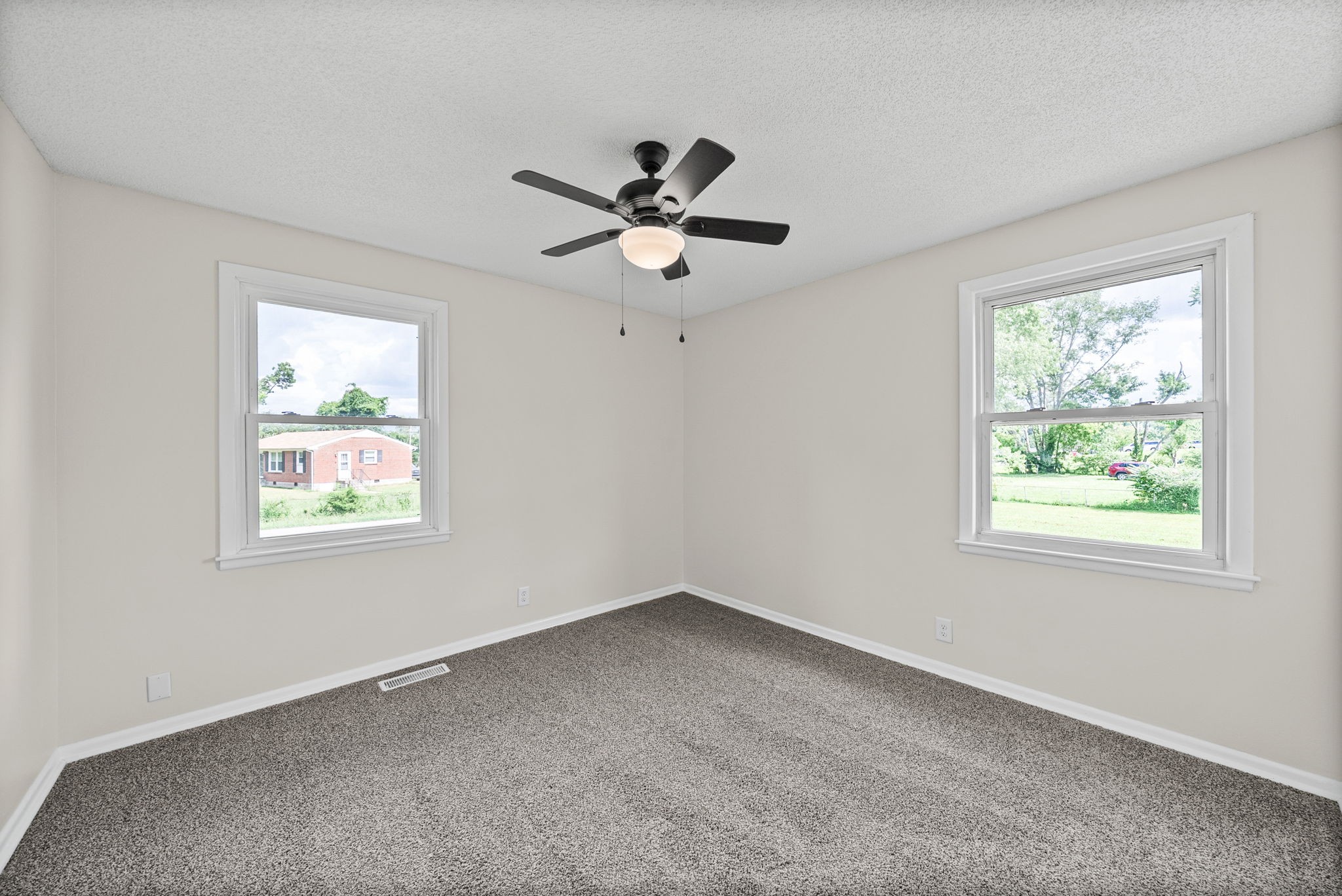 500 Britton Springs Rd Property Photo 21