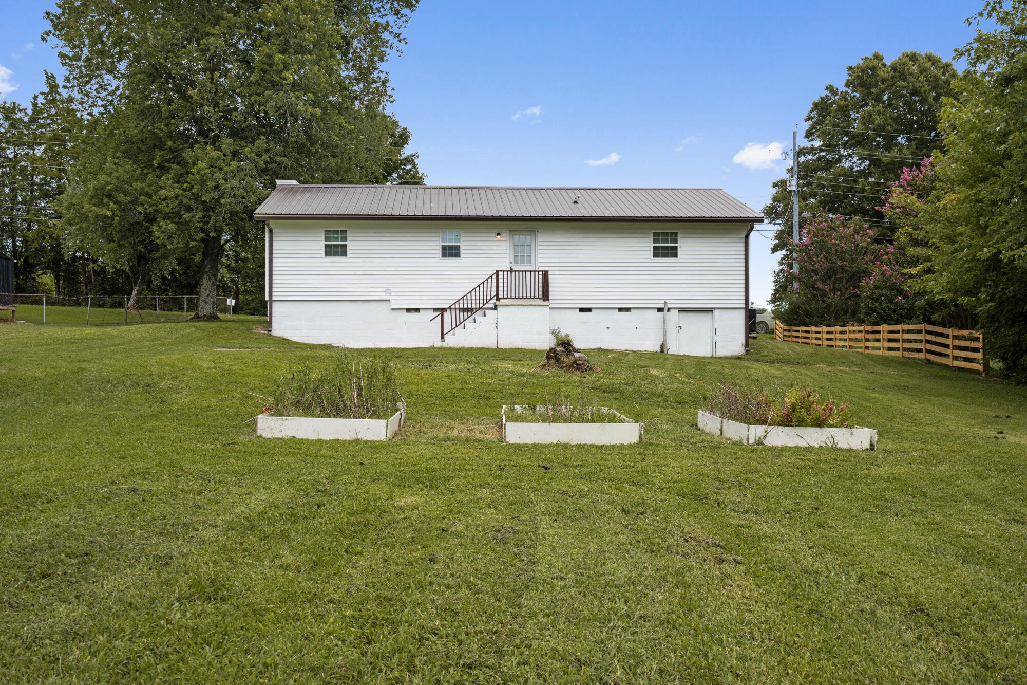 136 Golf Drive, Se Property Photo 26