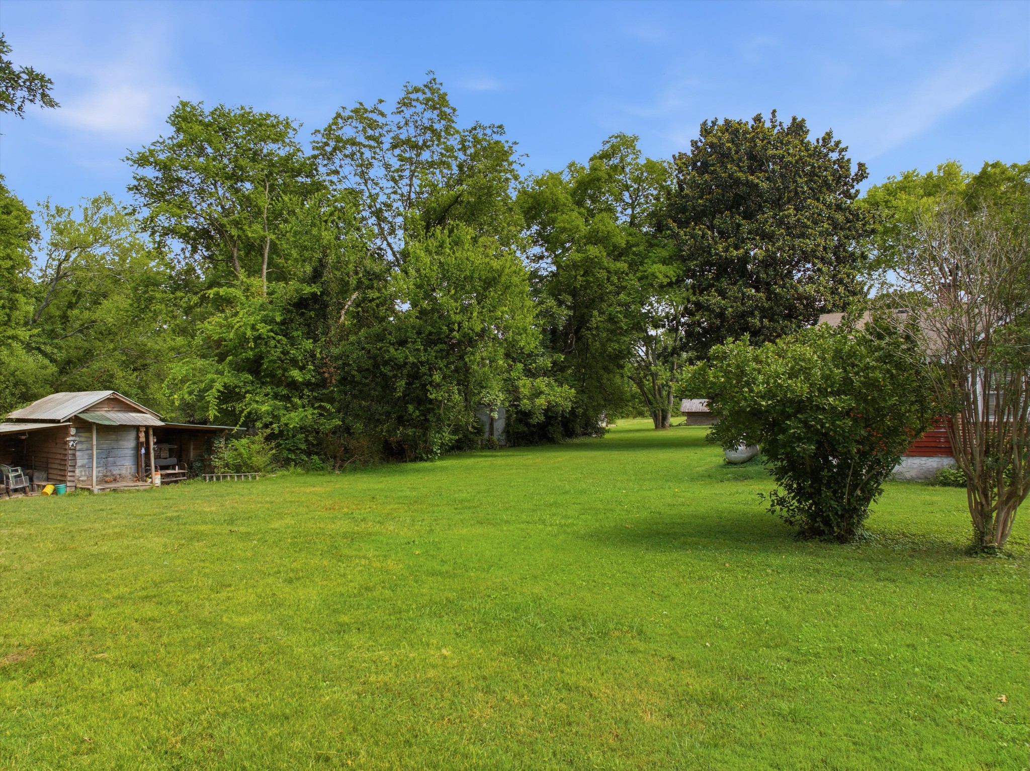 123s Shadow Lane Property Photo 3